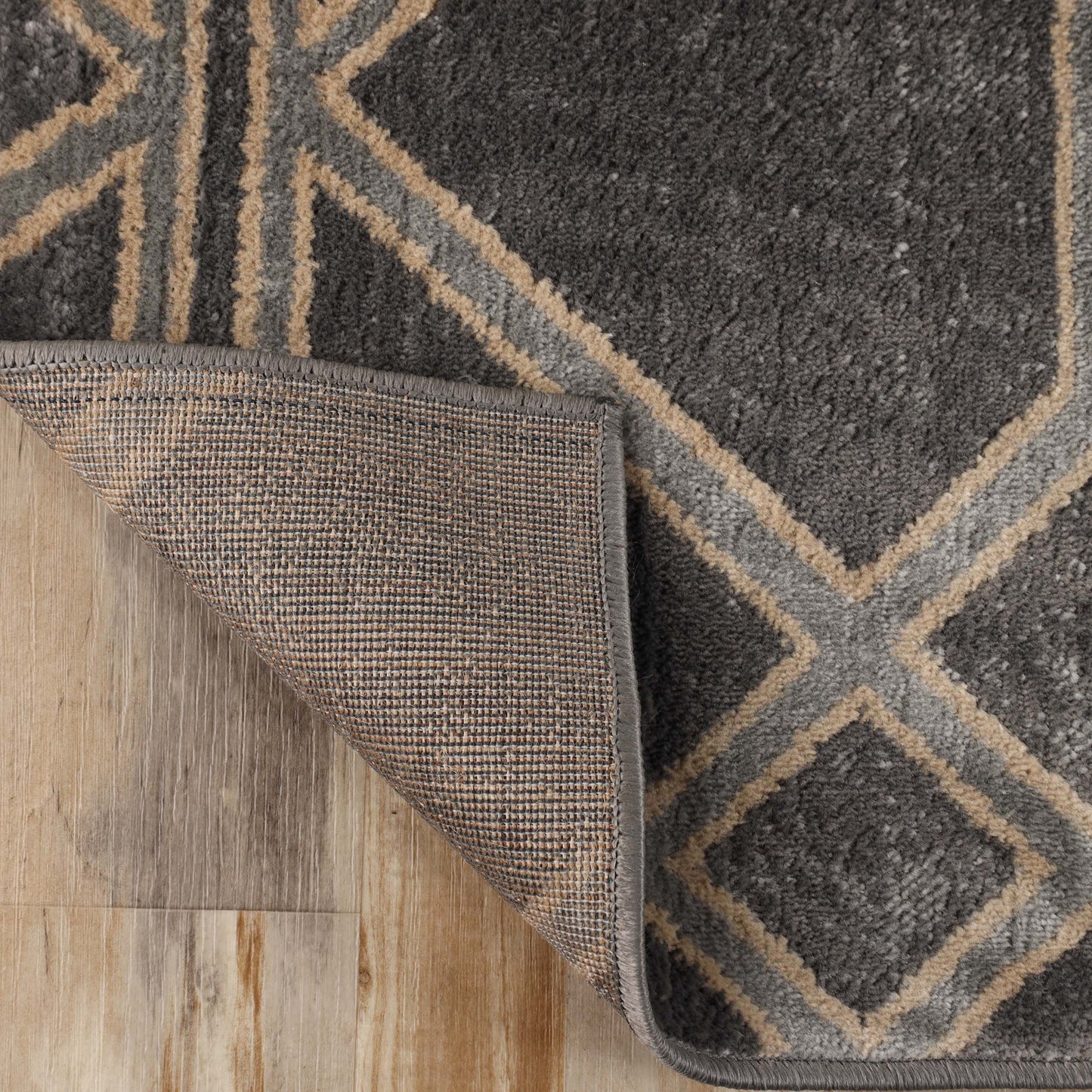 Superior Abner Modern Geometric Diamond Indoor Area Rug or Runner - Black