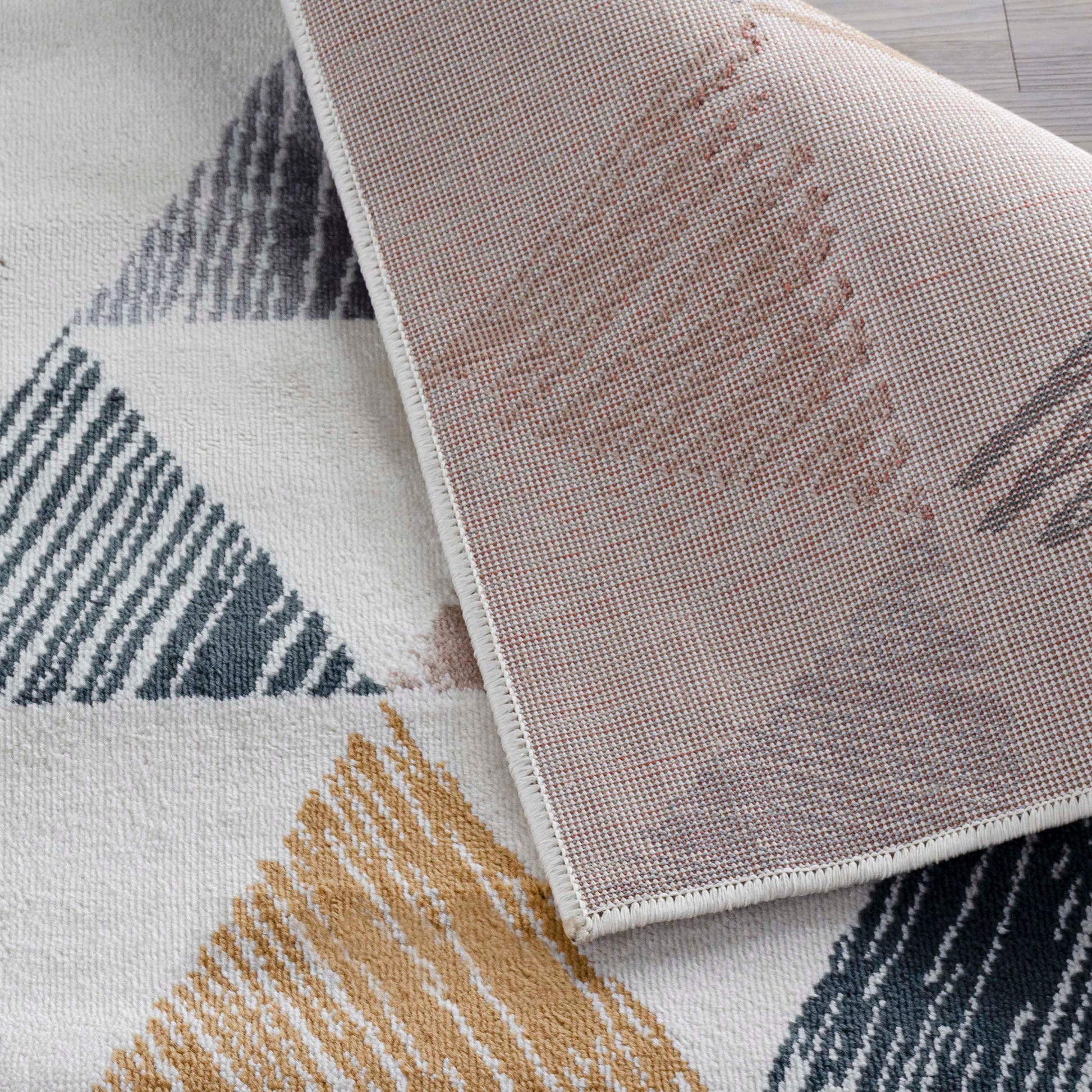 Adrija Modern Geometric Indoor Area Rug Or Runner Rug Or Door Mat