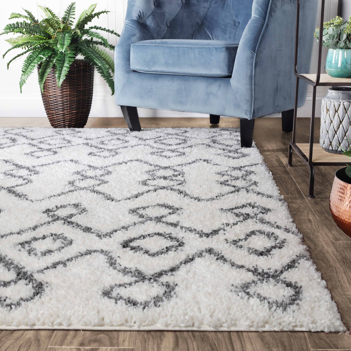 Superior Boho Geometric Diamonds Indoor Plush Shag Area Rug - Black-Cream