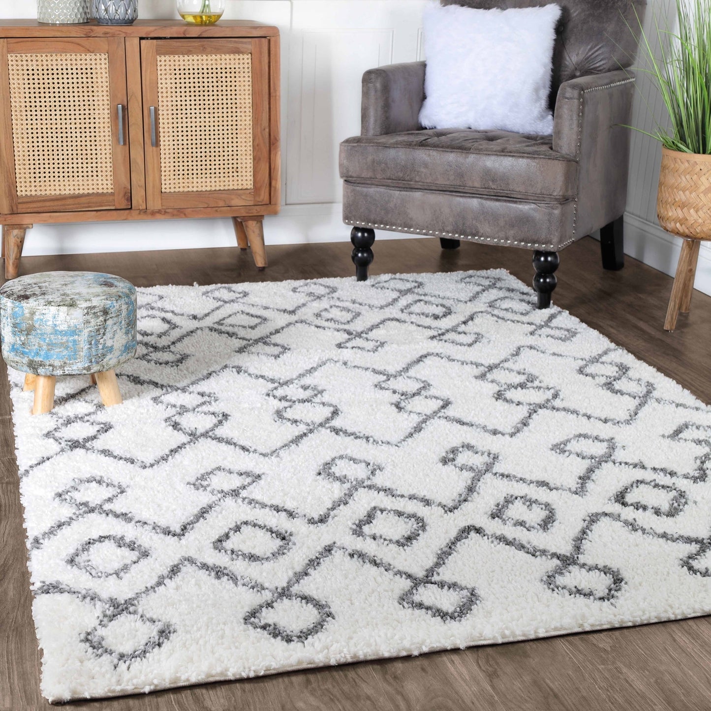 Superior Boho Geometric Diamonds Indoor Plush Shag Area Rug - Black-Cream