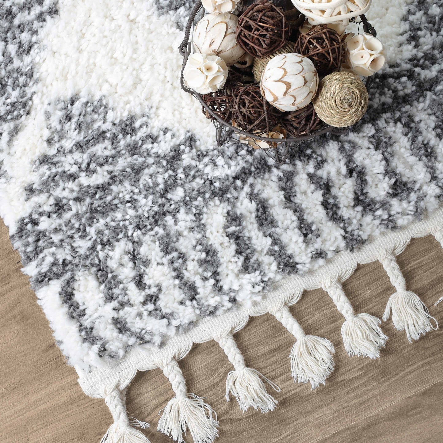 Superior Bohemian Geometric Indoor Plush Shag Area Rug with Tassels - Black-Cream