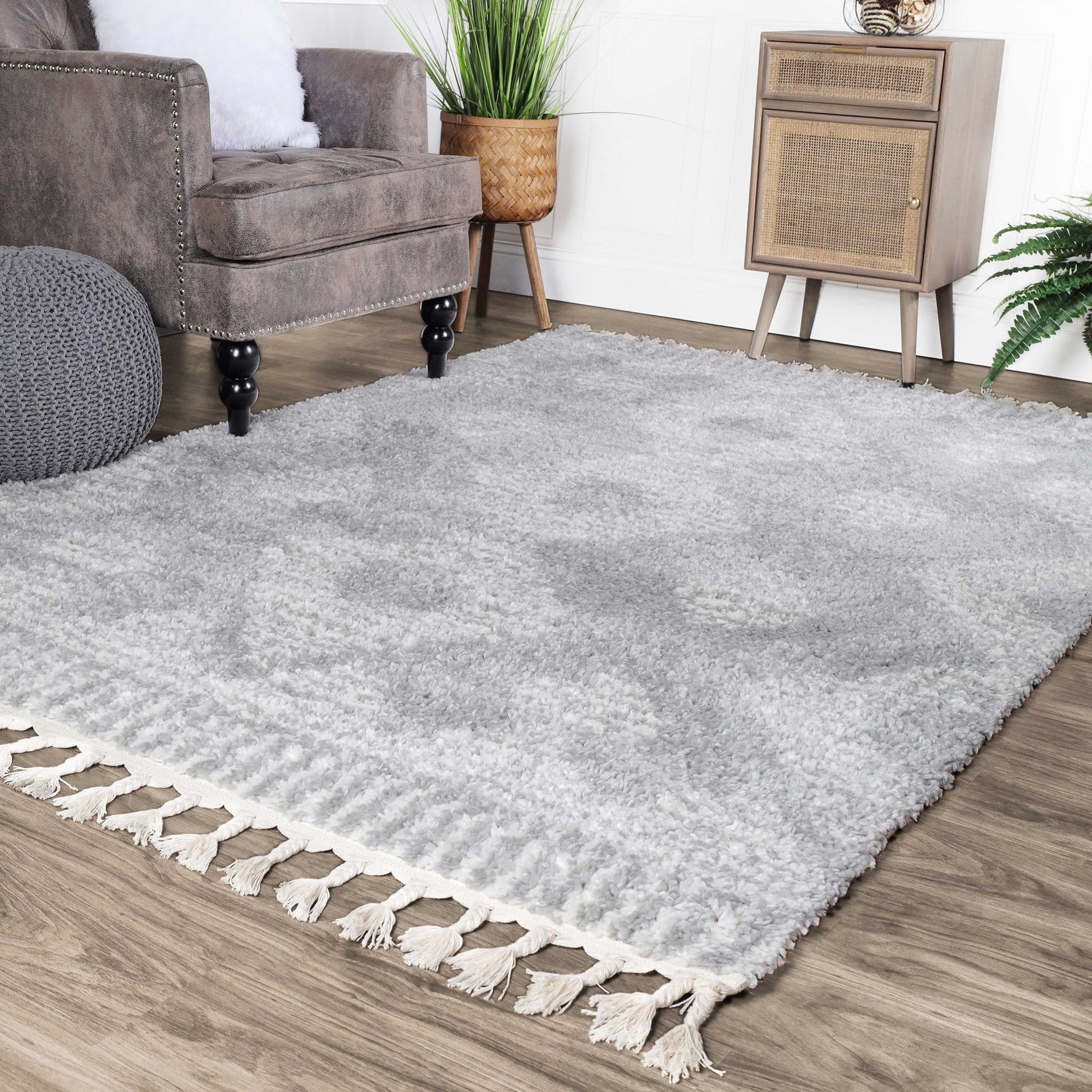 Superior Bohemian Geometric Indoor Plush Shag Area Rug with Tassels - Cream-Grey