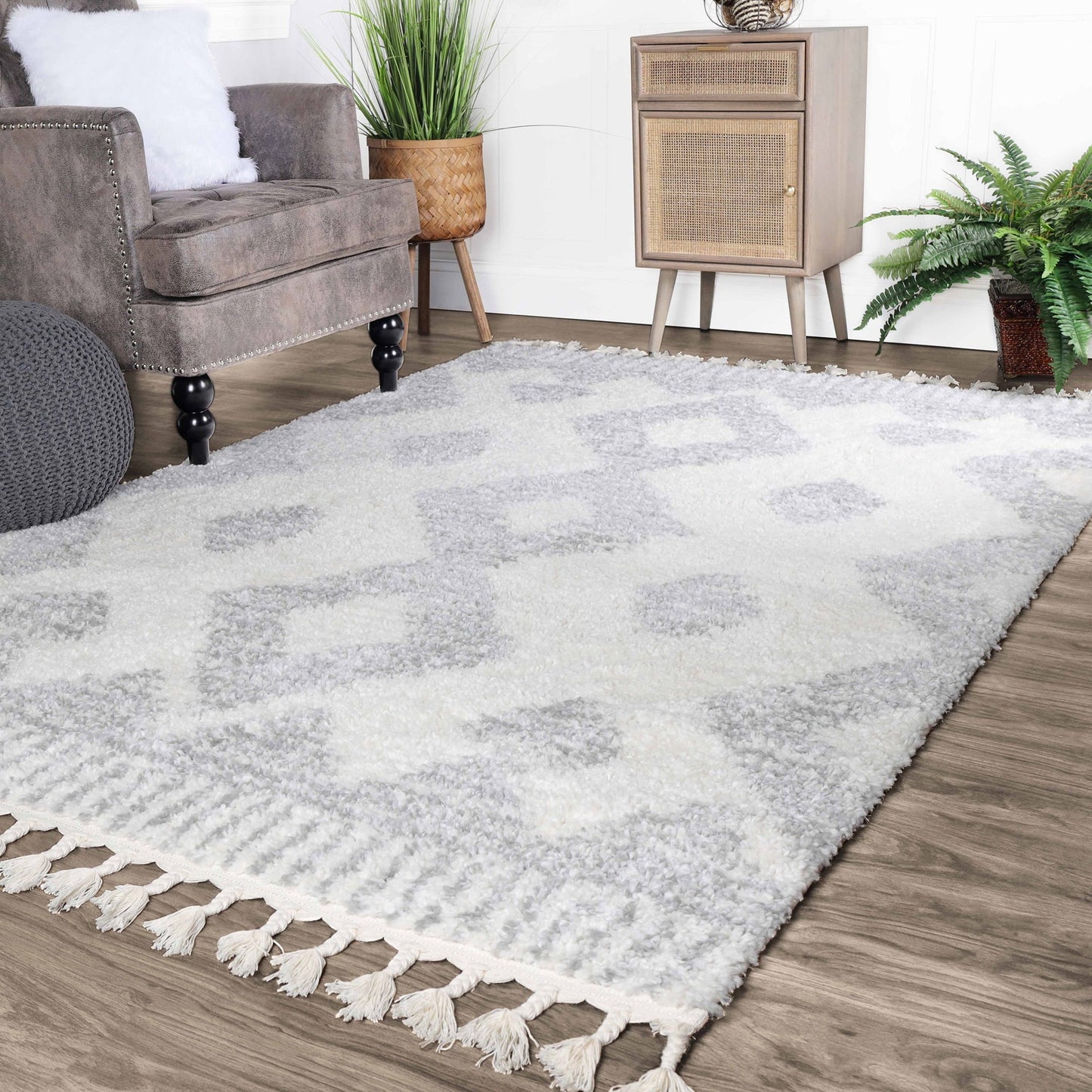 Superior Bohemian Geometric Indoor Plush Shag Area Rug with Tassels  - Grey-Cream