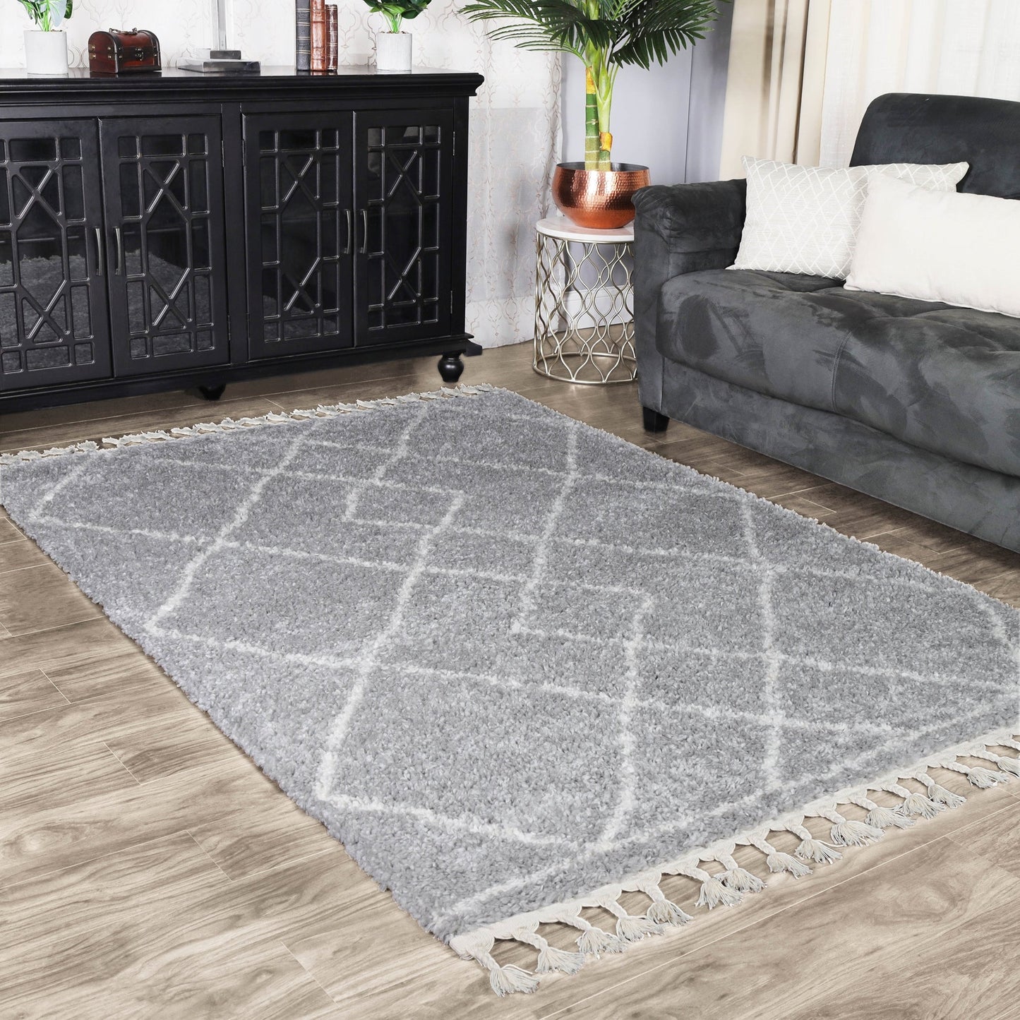 Superior Boho Geometric Diamonds Indoor Plush Shag Area Rug with Tassels - Cream-Grey