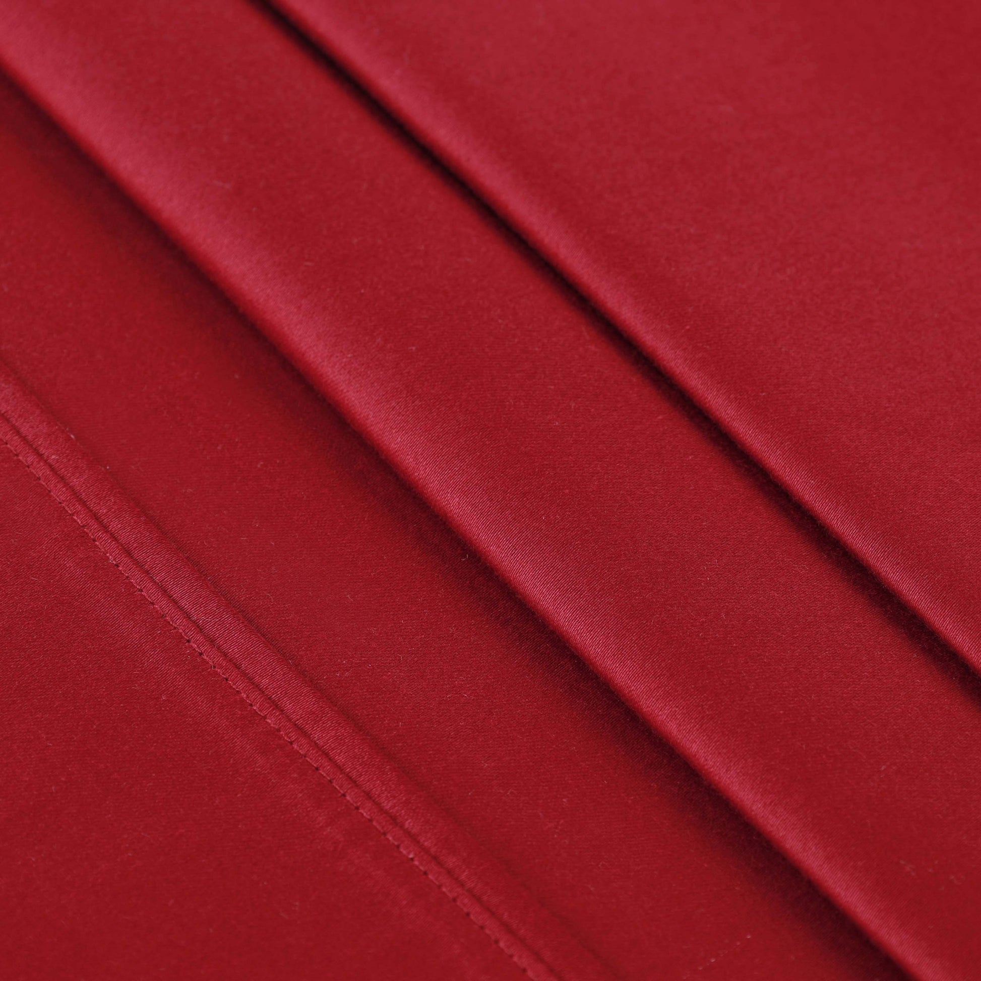Egyptian Cotton 300 Thread Count Solid Deep Pocket Sheet Set - Red