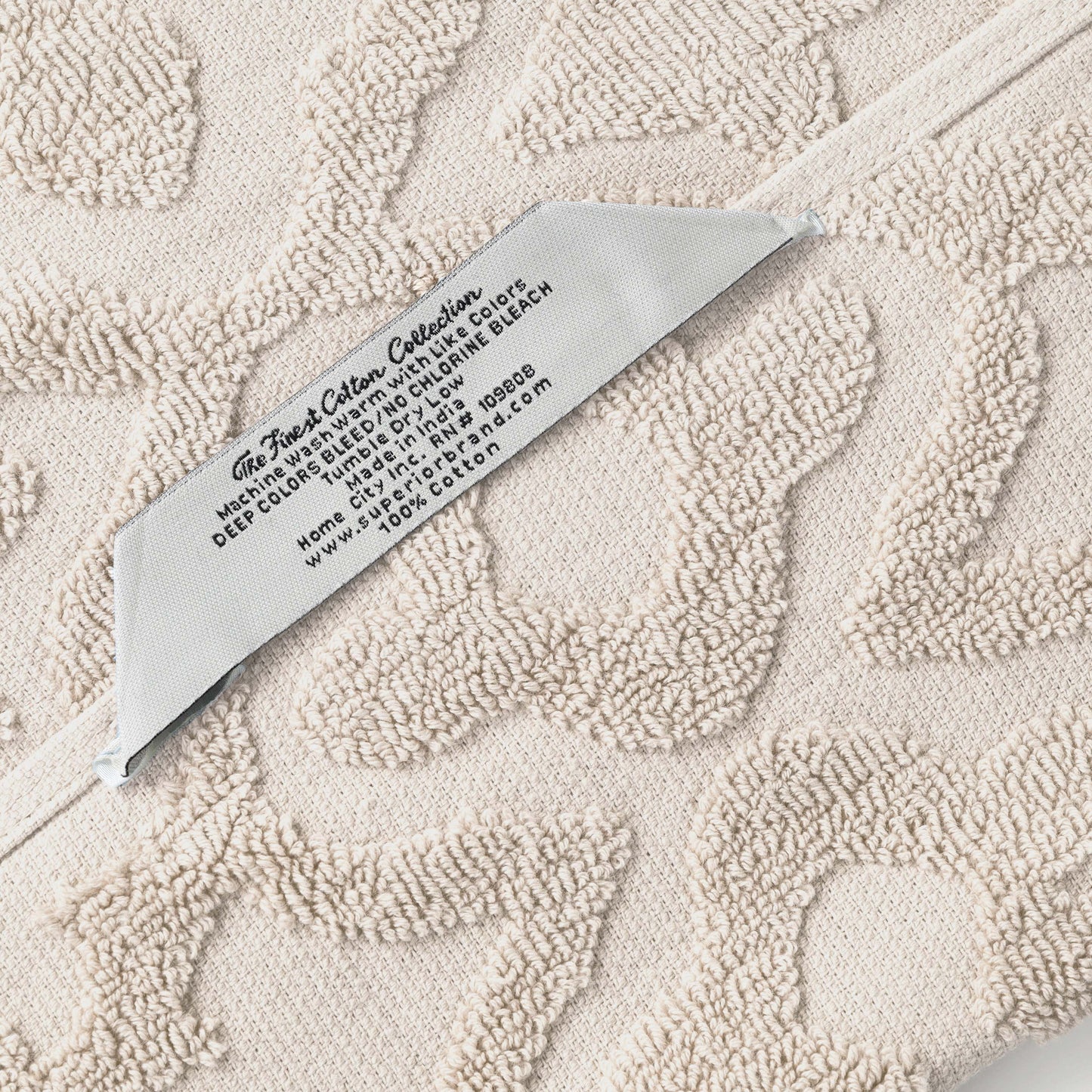 Rolla Cotton Geometric Jacquard Plush Soft Absorbent - Ivory