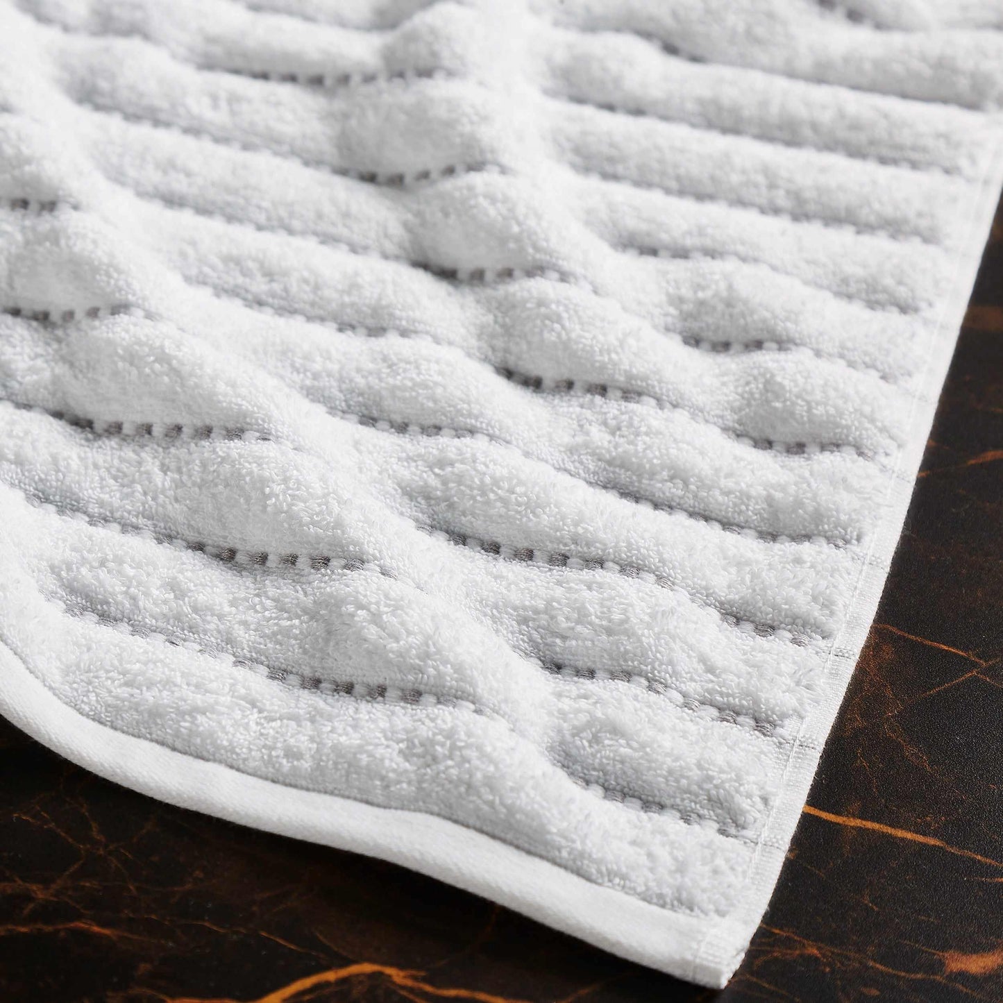 Traditional Organic Wave 650 GSM 16- Pieces Towel Set - Silver
