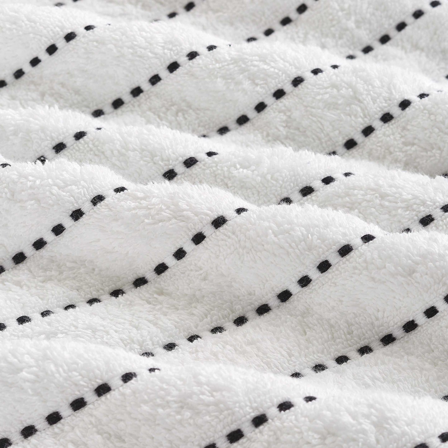 Traditional Organic Wave 650 GSM 16- Pieces Towel Set - Black