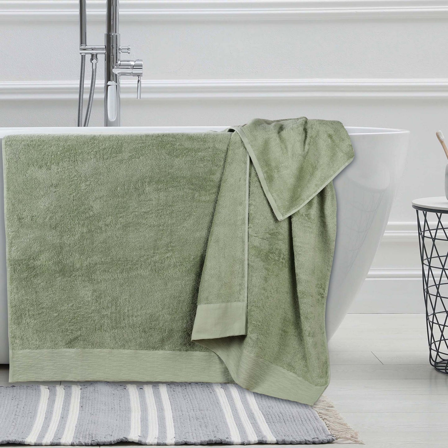 Rayon from Bamboo Eco-Friendly Fluffy Soft Solid Bath Sheet - Green
