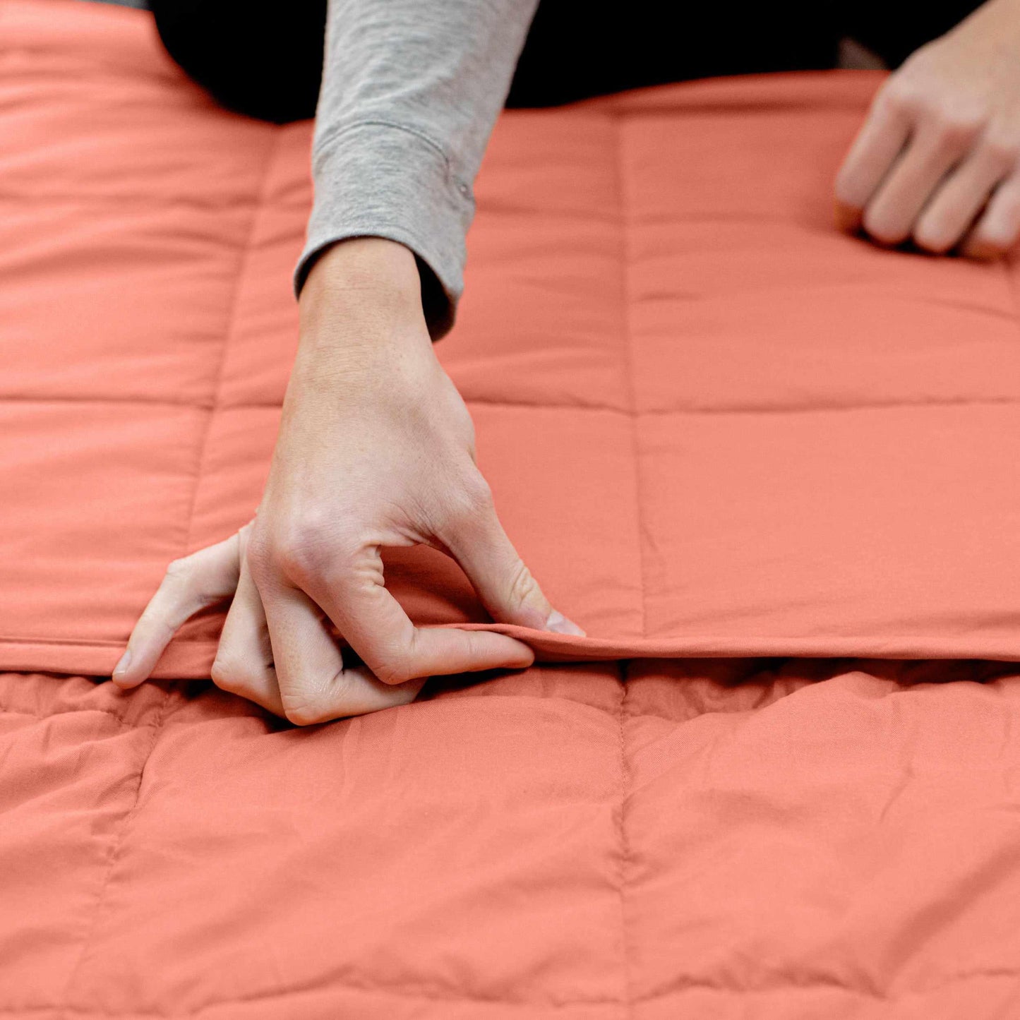 Weighted Quilted Cotton Throw Blanket - Orient Blush