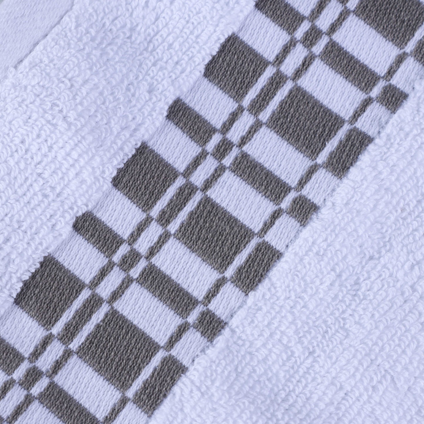 Larissa Cotton Geometric Border Bath Towel Set of 4 - White