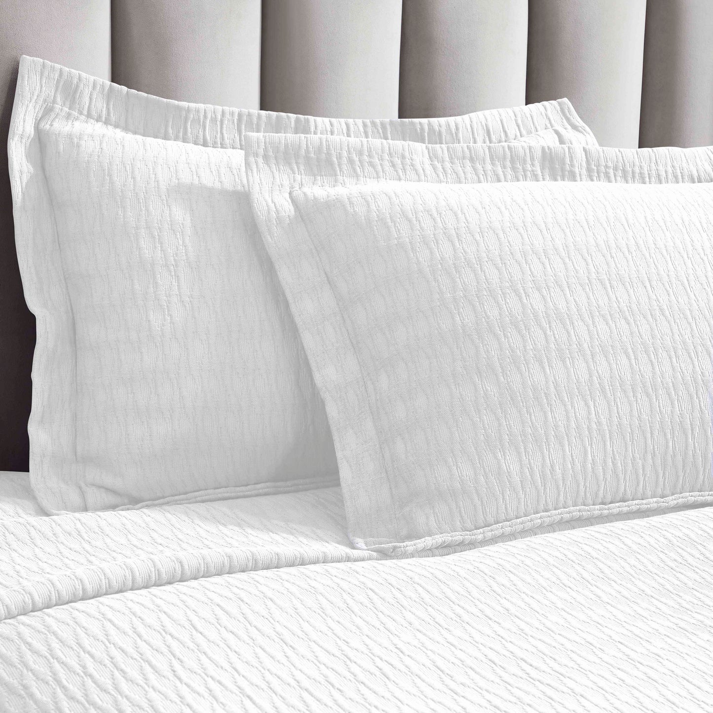 Superior Calvert Cotton Matelasse Weave Diamond Lattice Bedspread Set