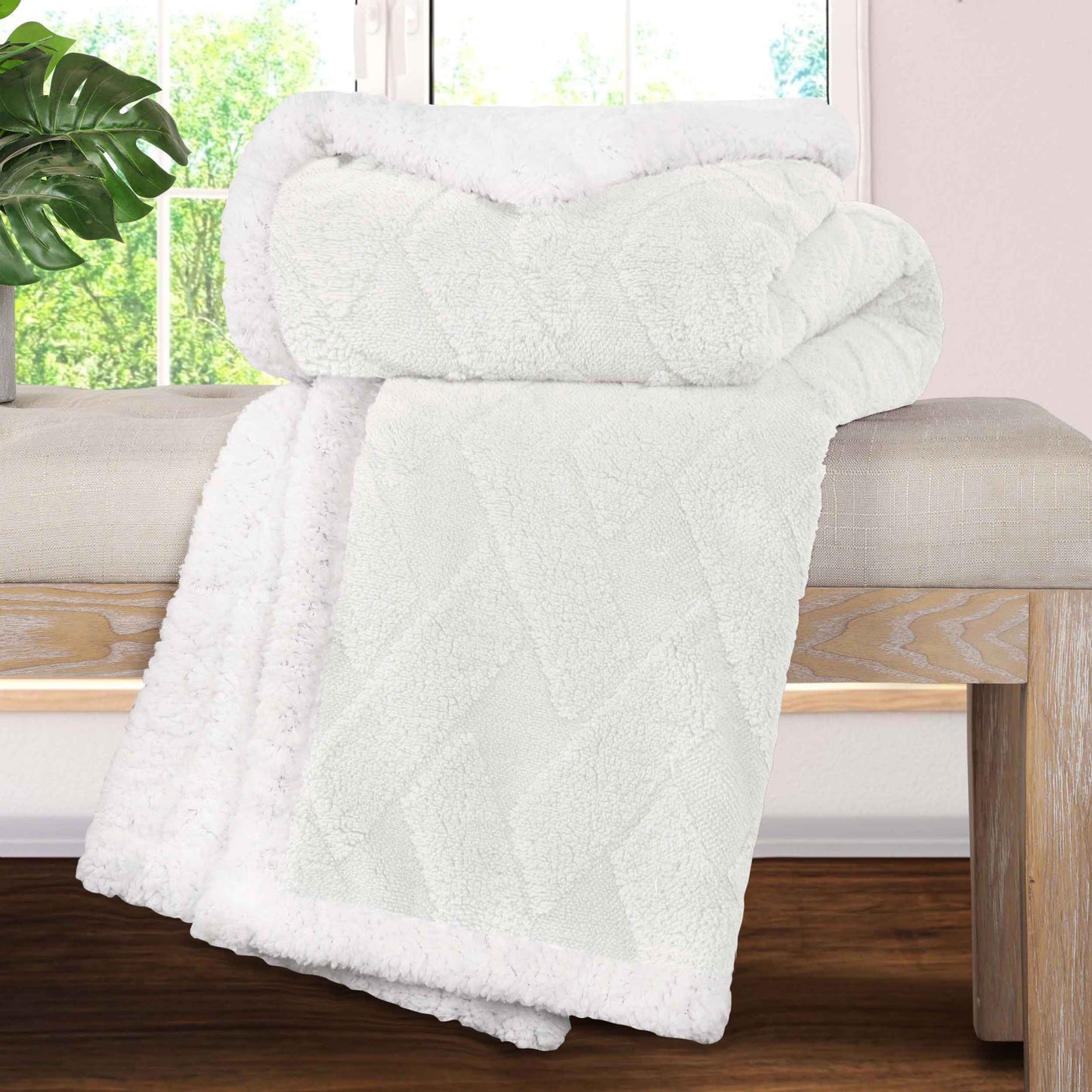 Nuuk Jacquard Lattice Fleece Plush Fluffy Sherpa Reversible Blanket - White