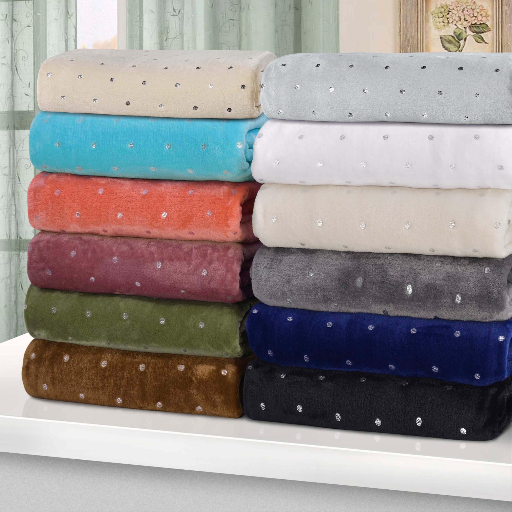 Fleece Plush Medium Weight Fluffy Soft Decorative Blanket Or Throw