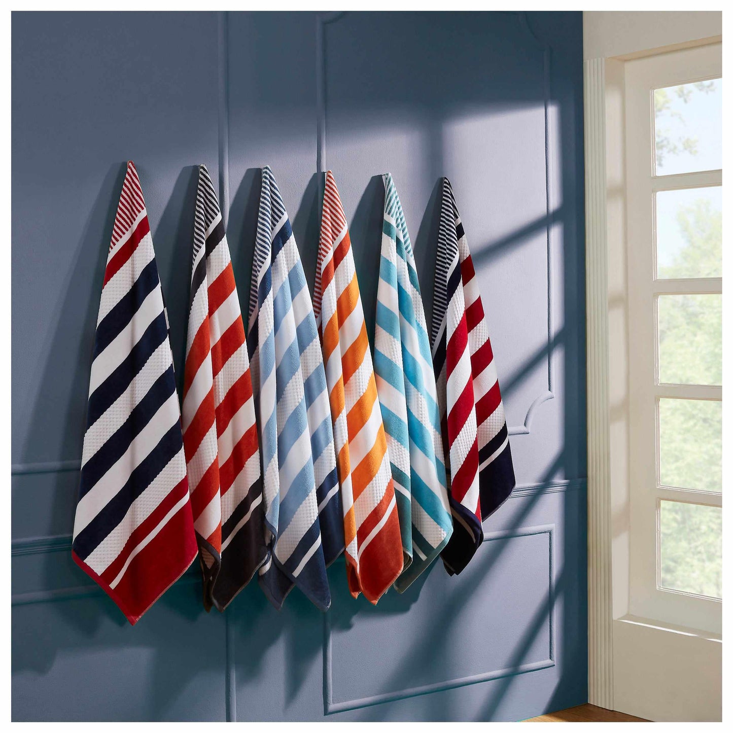Superior Cotton Oversized Striped 2-Piece Beach Towel - Navy Blue