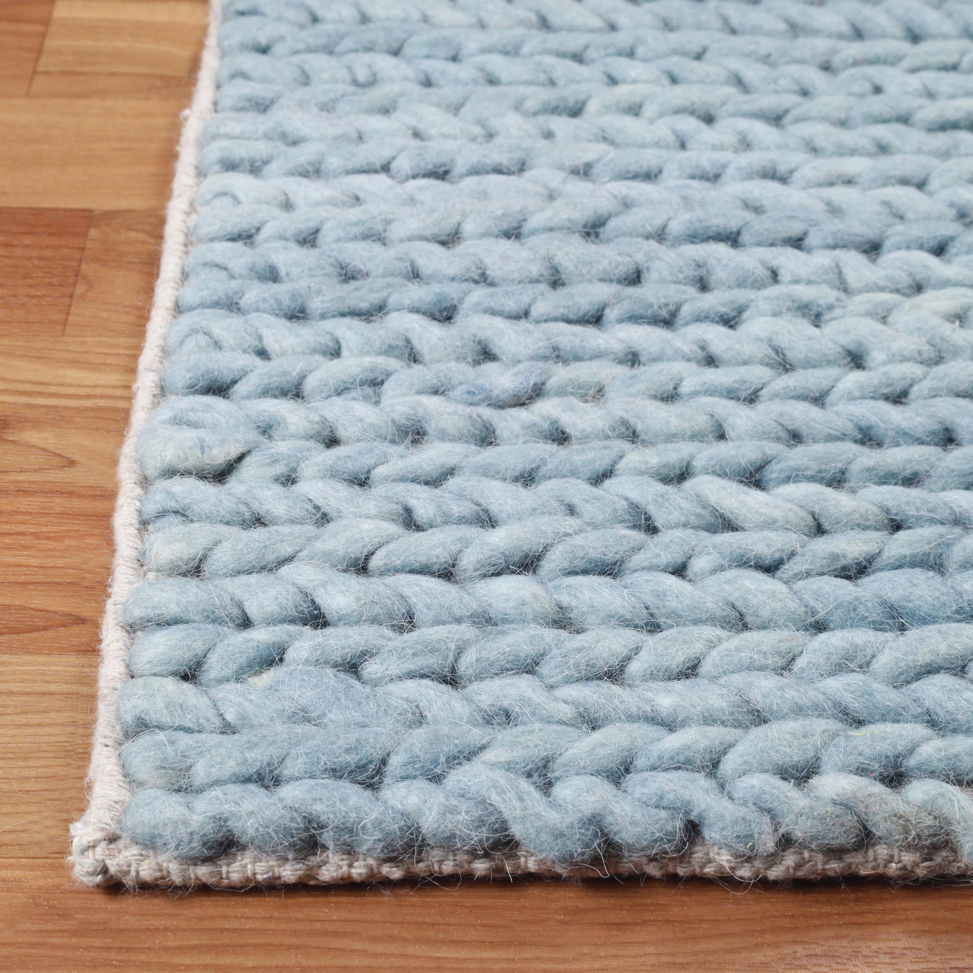 Superior Aero Hand-Braided Wool Indoor Area or Runner Rug - Light Blue