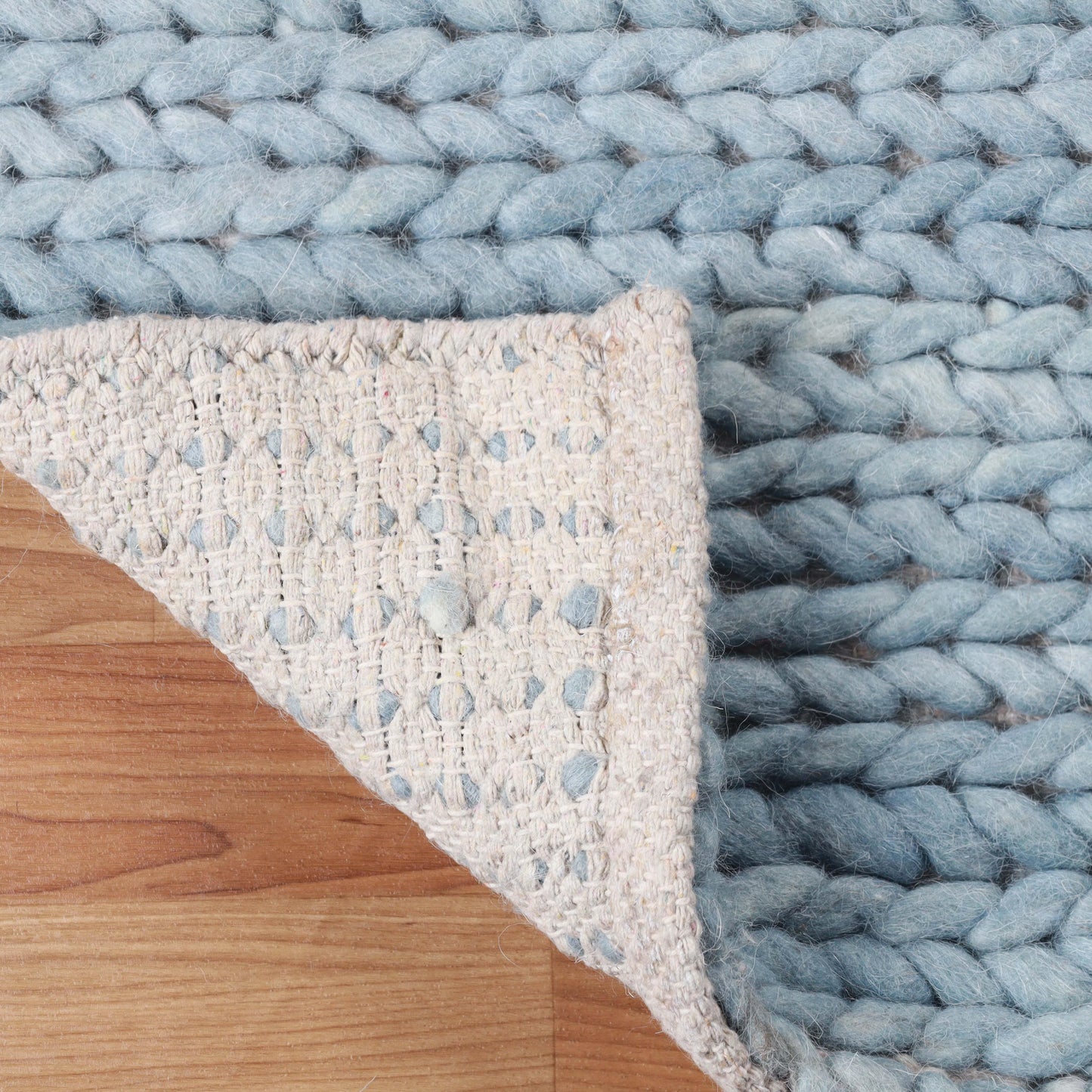 Superior Aero Hand-Braided Wool Indoor Area or Runner Rug - Light Blue