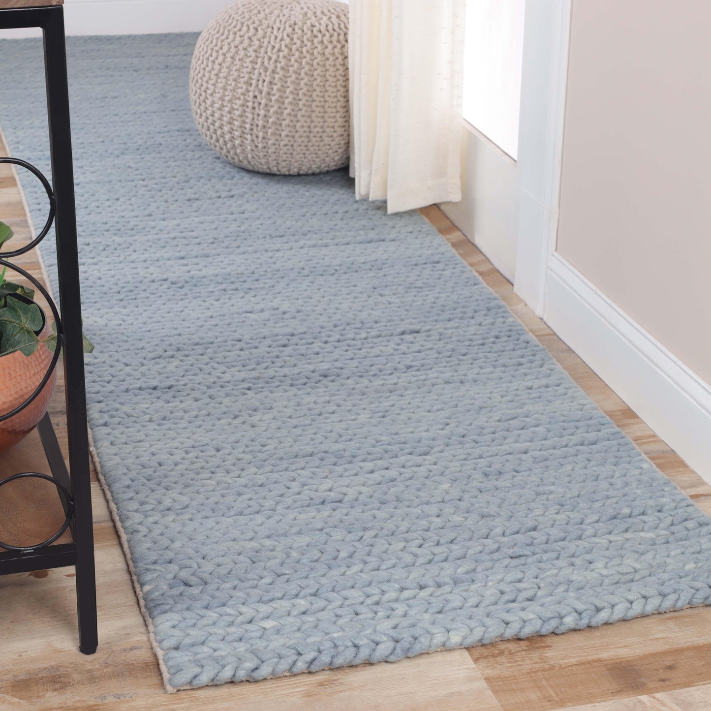 Superior Aero Hand-Braided Wool Indoor Area or Runner Rug - Light Blue