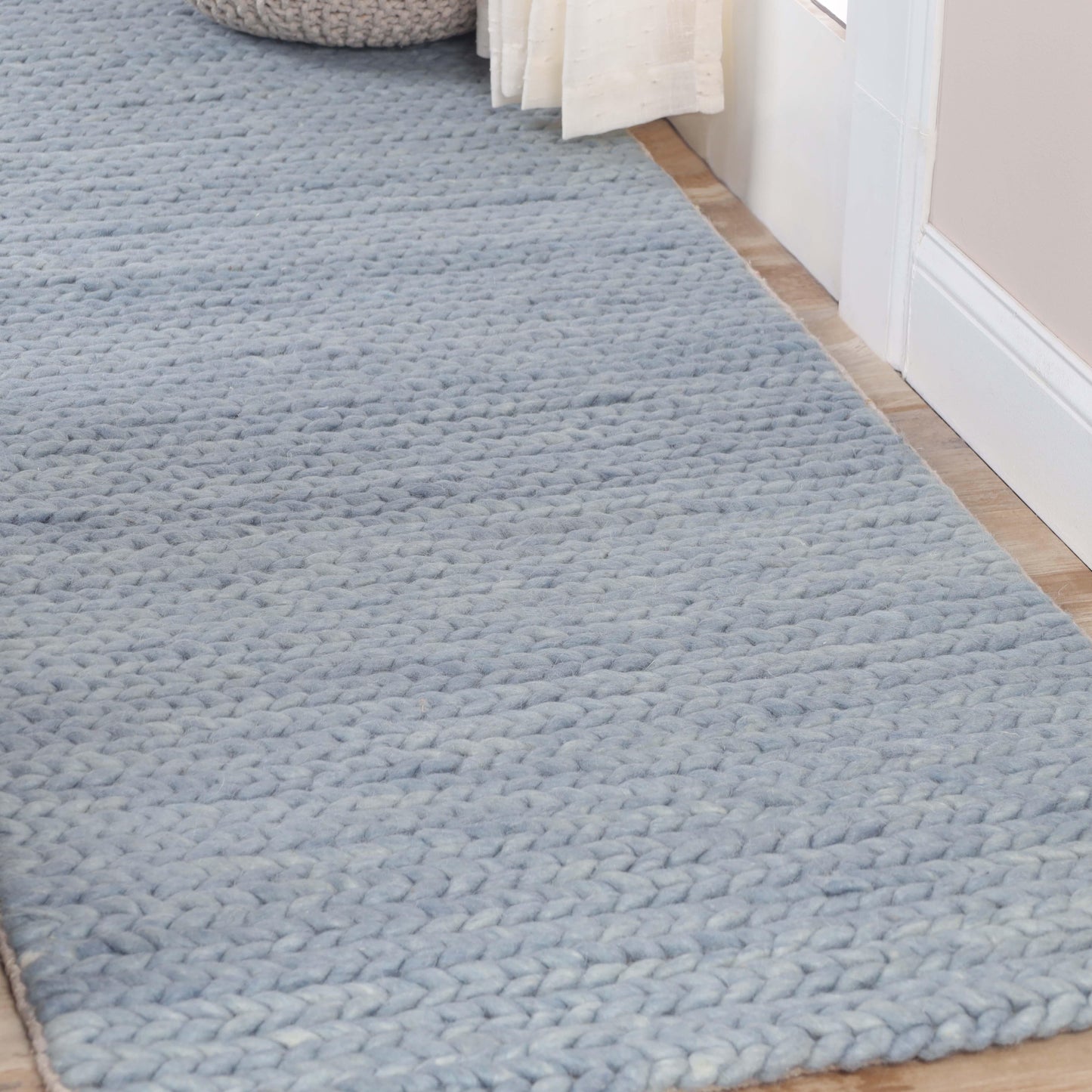 Superior Aero Hand-Braided Wool Indoor Area or Runner Rug - Light Blue