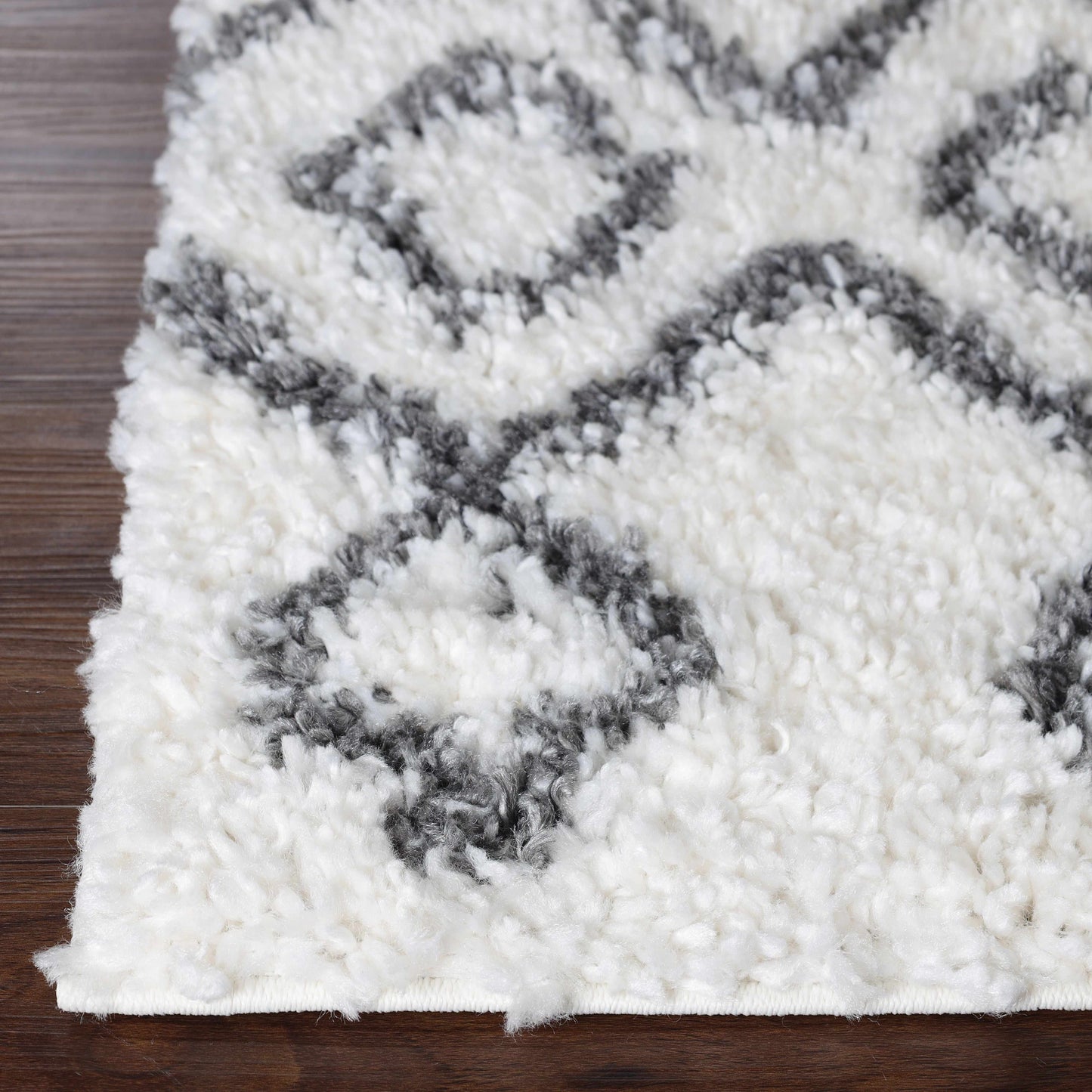 Superior Boho Geometric Diamonds Indoor Plush Shag Area Rug - Black-Cream