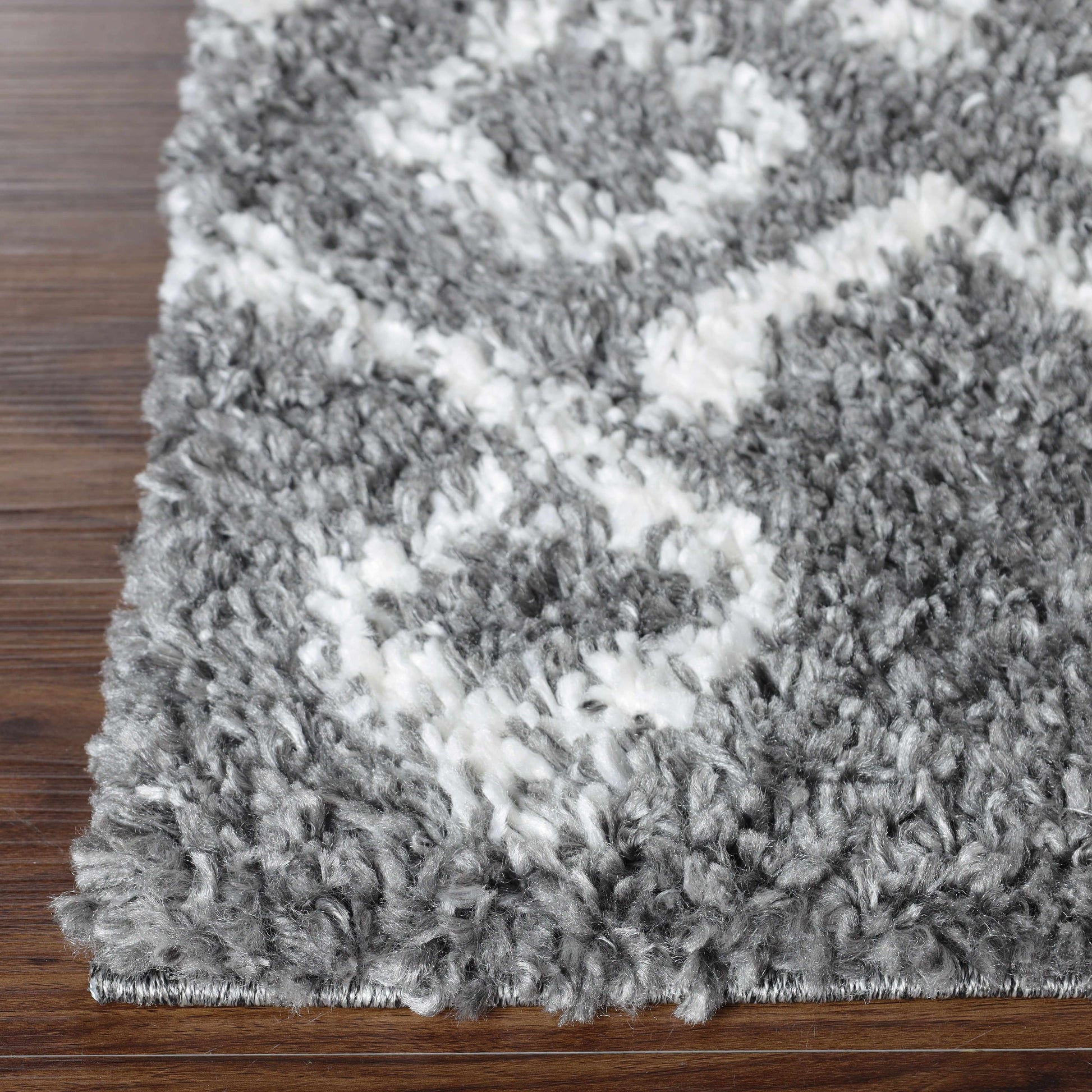 Superior Boho Geometric Diamonds Indoor Plush Shag Area Rug - Cream-Black