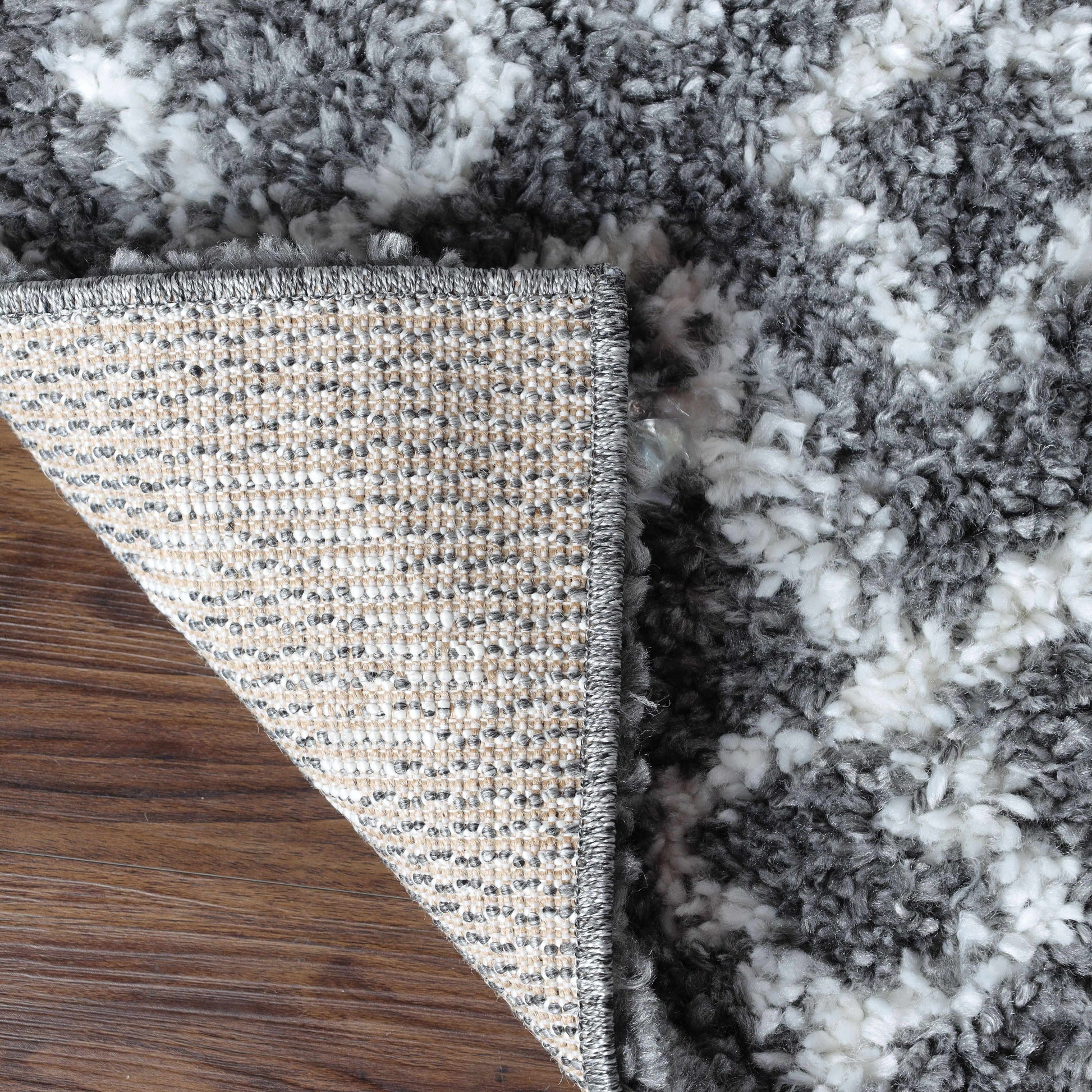 Superior Boho Geometric Diamonds Indoor Plush Shag Area Rug - Cream-Black