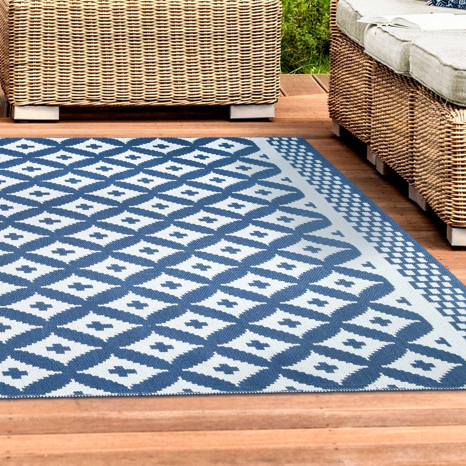 Superior Modern Geometric Lattice Indoor Outdoor Area Rug - Navy