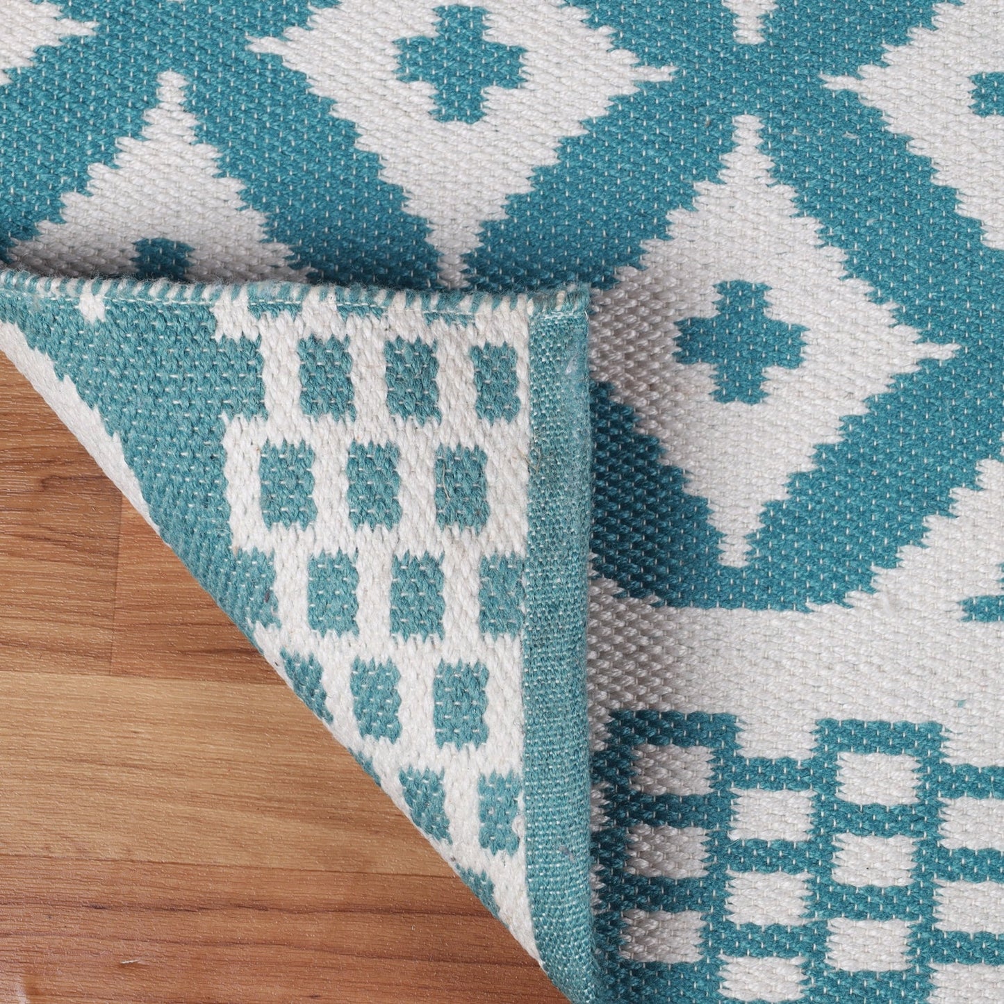Superior Modern Geometric Lattice Indoor Outdoor Area Rug - Turquoise