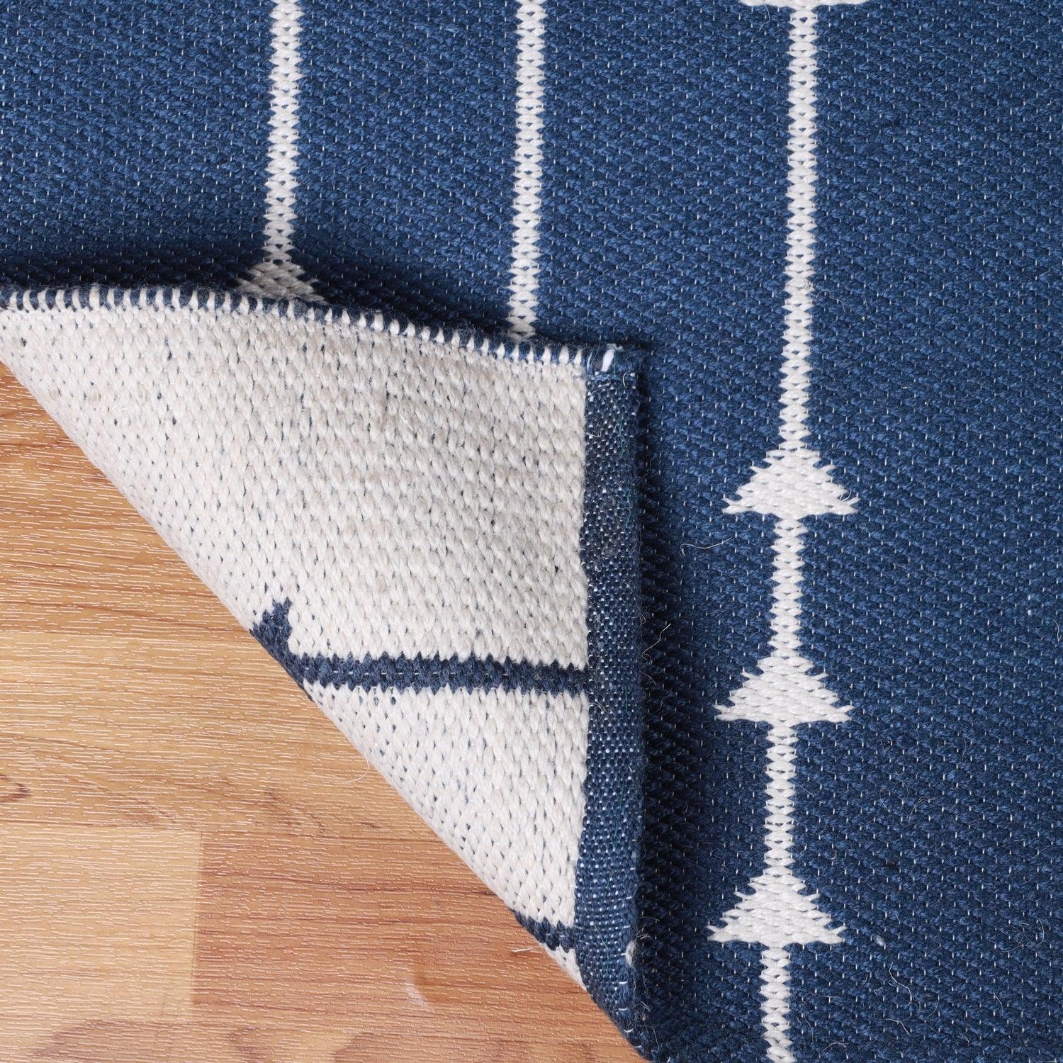 Superior Bohemian Arrow Line Pattern Indoor Outdoor Area Rug - Navy Blue