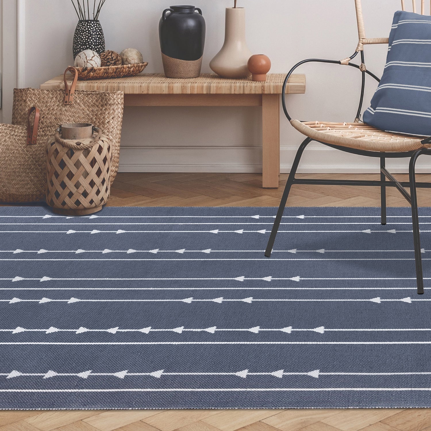 Superior Bohemian Arrow Line Pattern Indoor Outdoor Area Rug - Grey