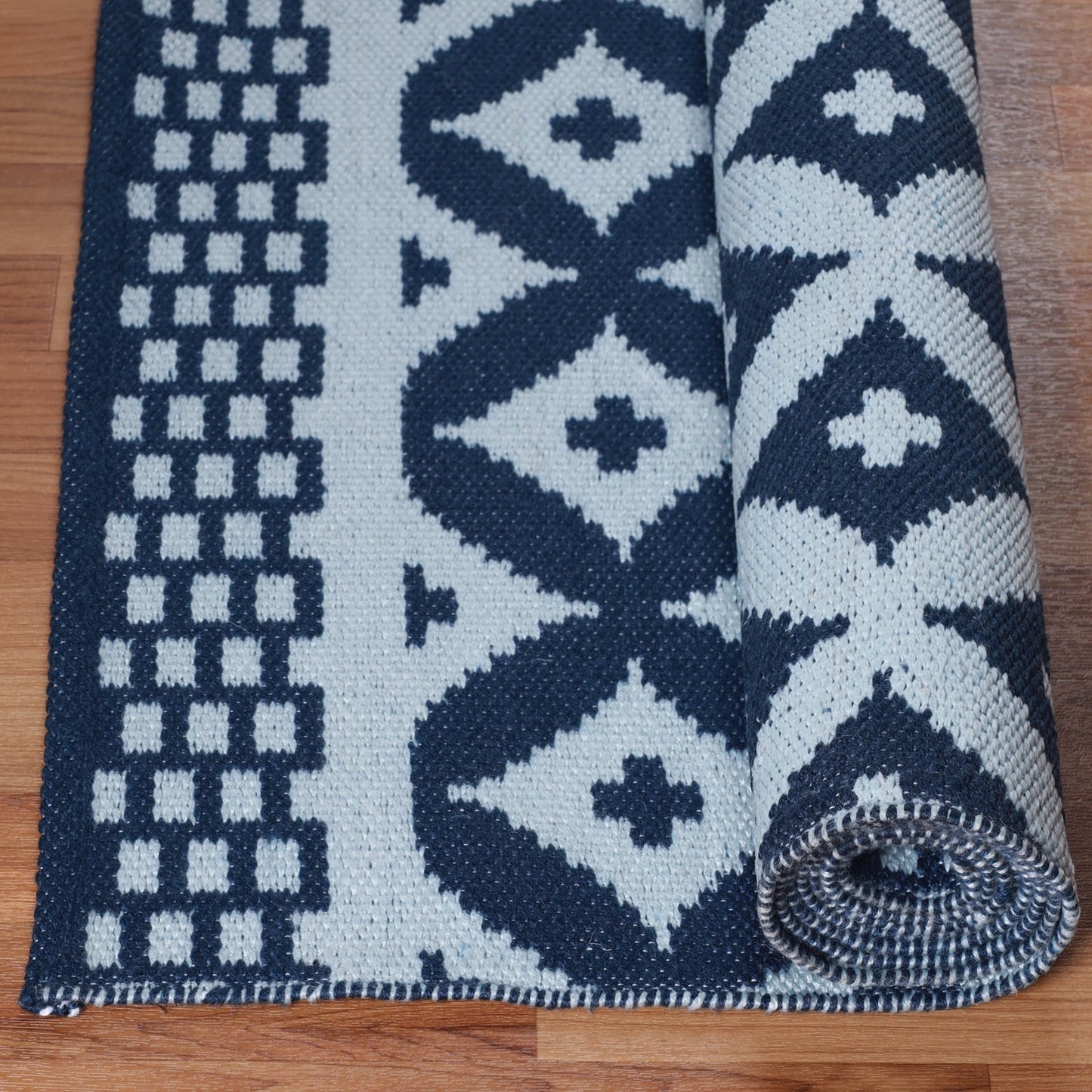 Superior Modern Geometric Lattice Indoor Outdoor Area Rug - Navy