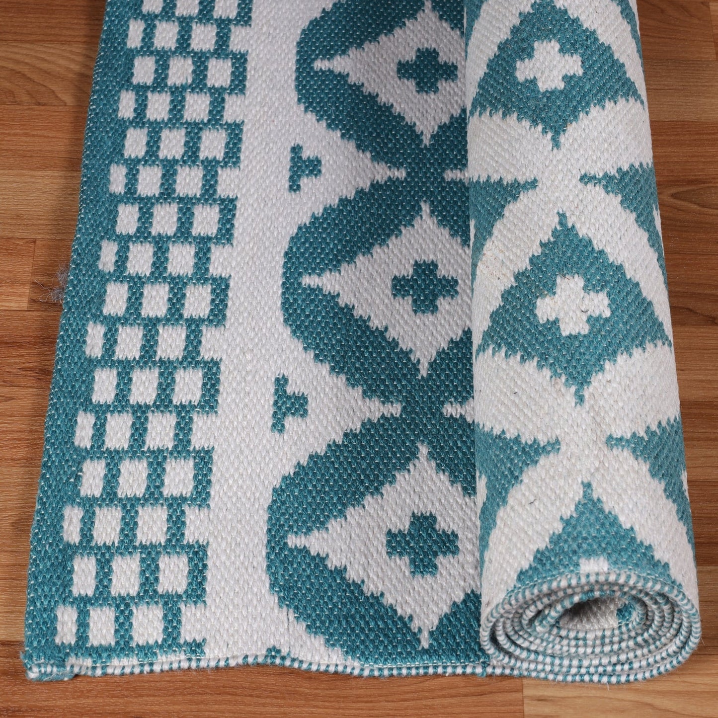 Superior Modern Geometric Lattice Indoor Outdoor Area Rug - Turquoise