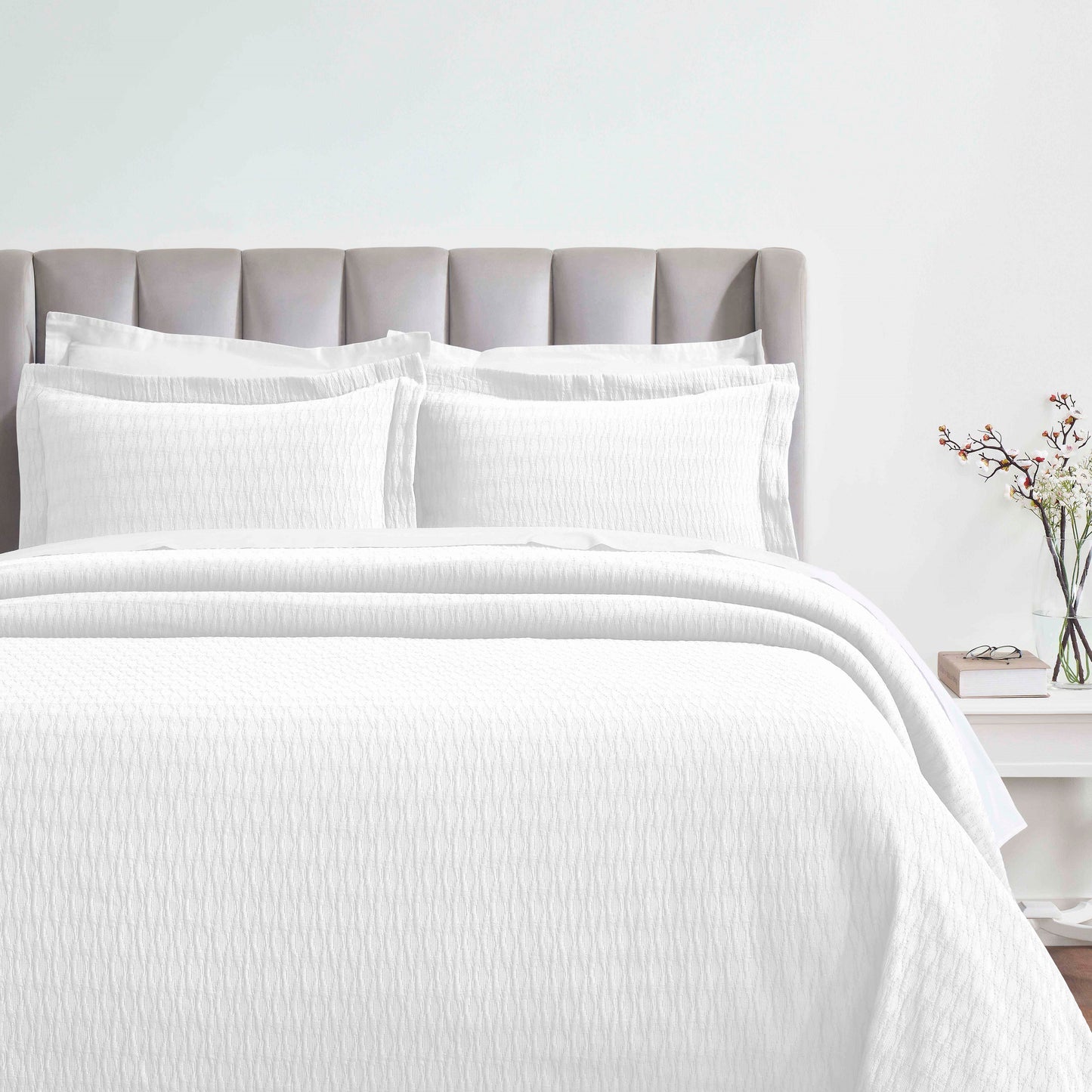 Superior Calvert Cotton Matelasse Weave Diamond Lattice Bedspread Set