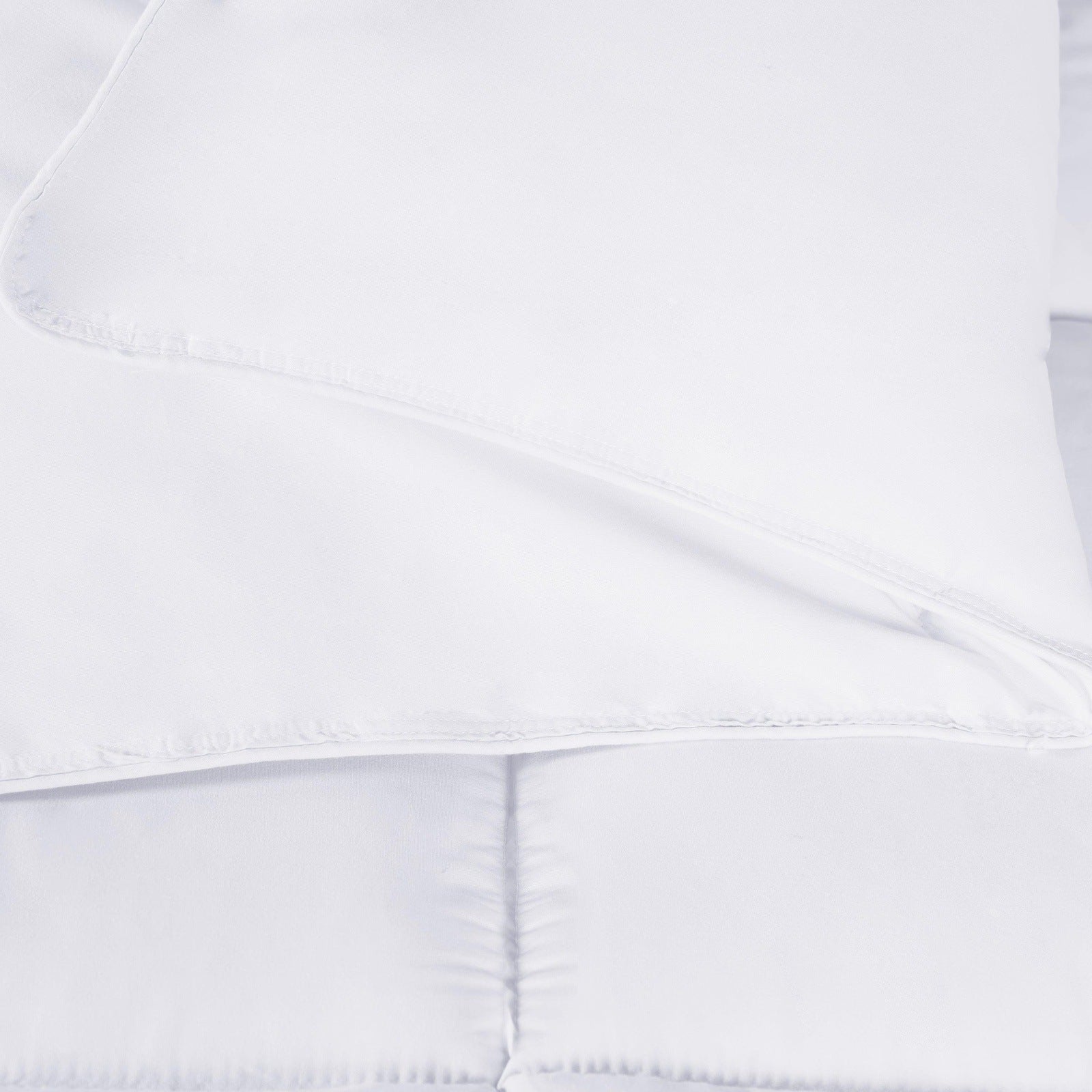 Superior Solid All Season Down Alternative Microfiber Comforter - White