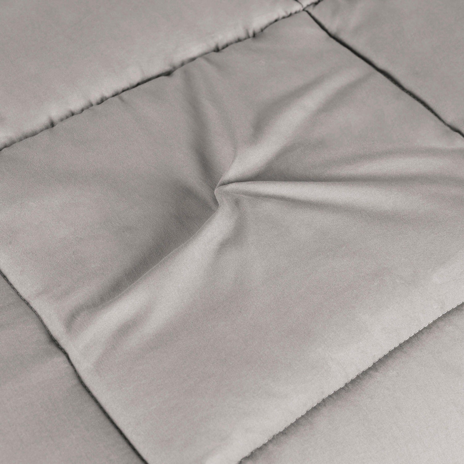 Superior Solid All Season Down Alternative Microfiber Comforter - Silver