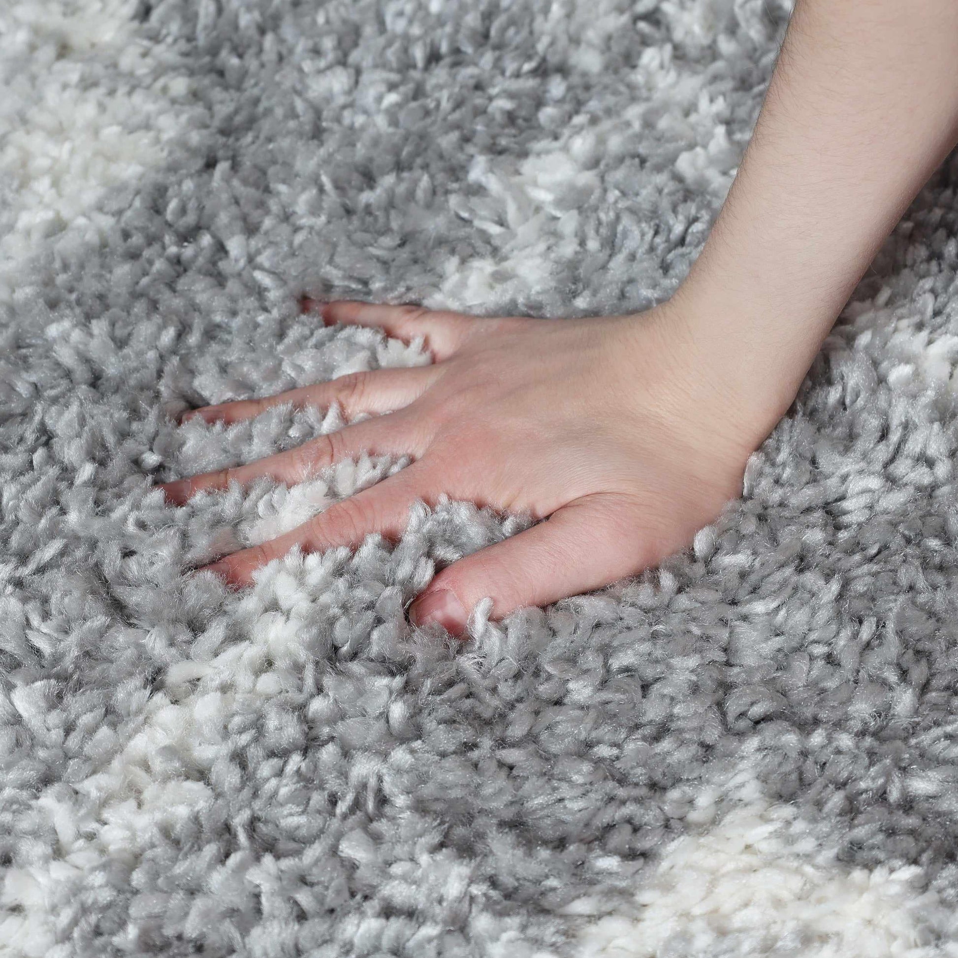 Superior Boho Tribal Geometric Indoor Shag Area Rug with Tassels - Cream-Grey