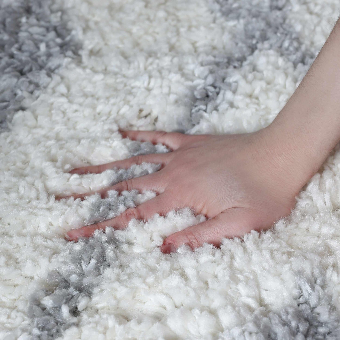 Superior Boho Tribal Geometric Indoor Shag Area Rug with Tassels - Cream-Grey