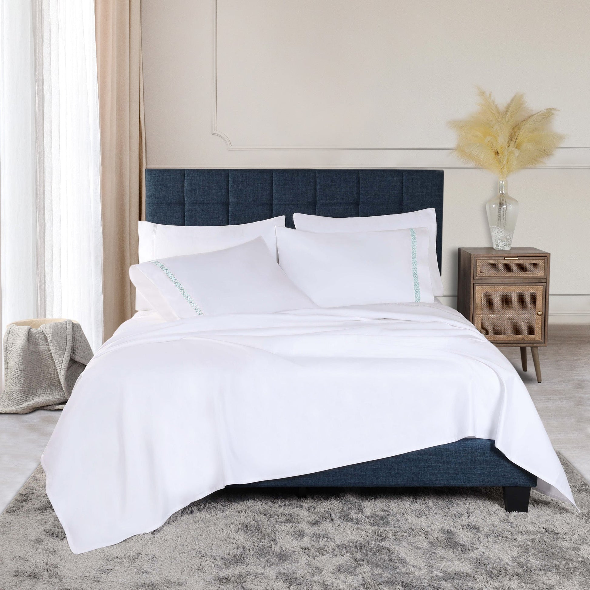  Egyptian Cotton 1000 Thread Count Embroidered Bed Sheet Set - White - Blue