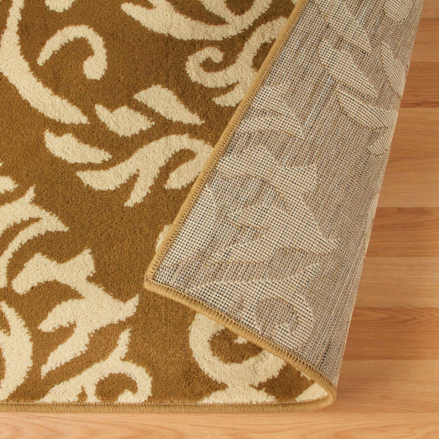  Superior Fleur Distressed Damask Area Rug - Red