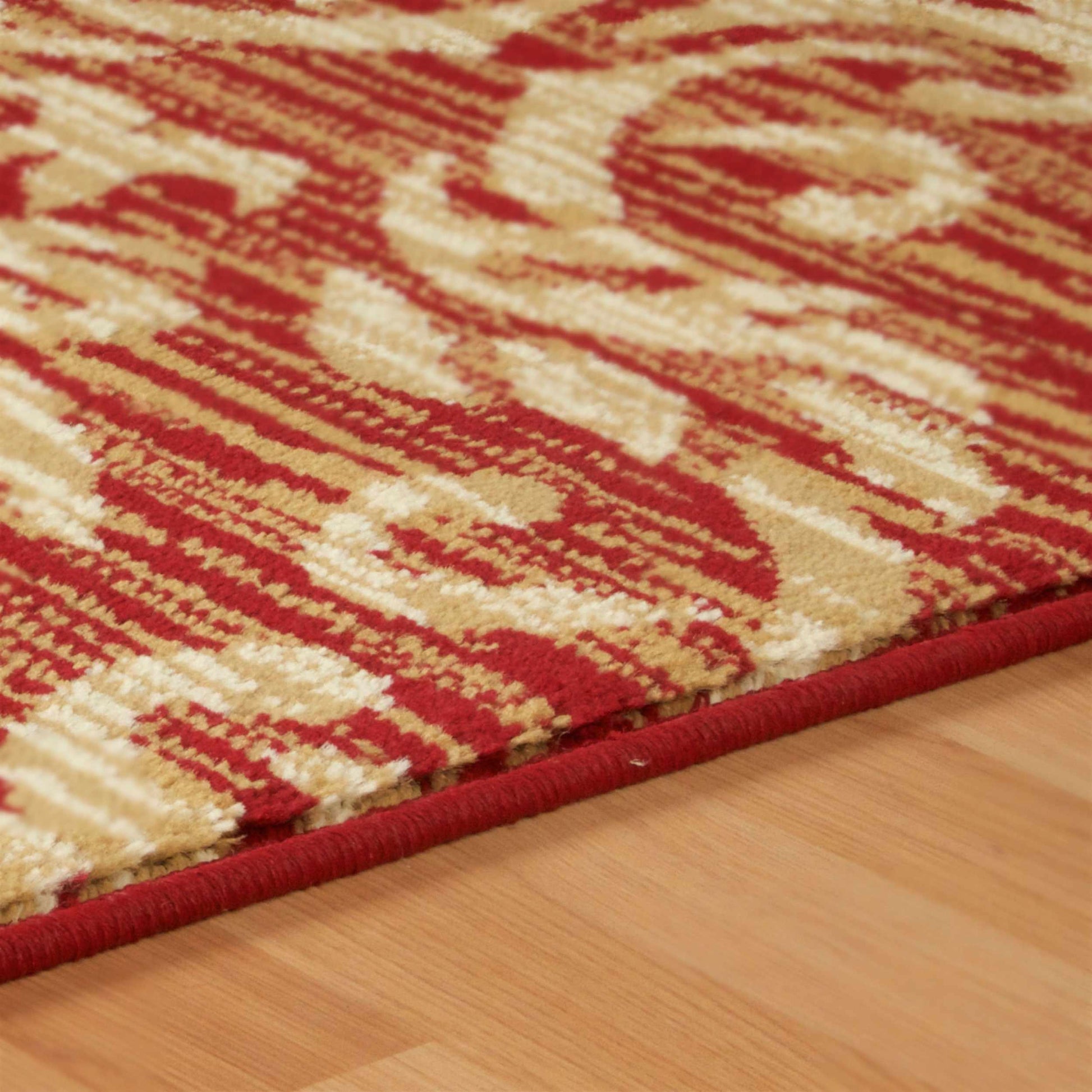  Superior Fleur Distressed Damask Area Rug - Red