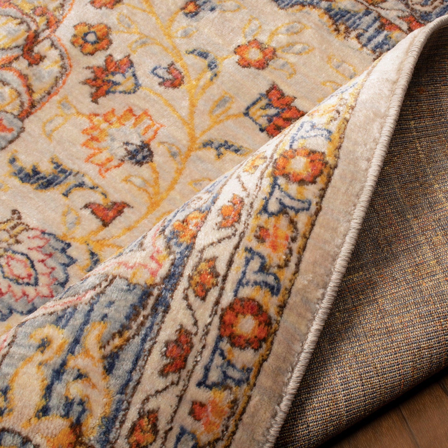  Neroli Oriental Traditional Area Rug