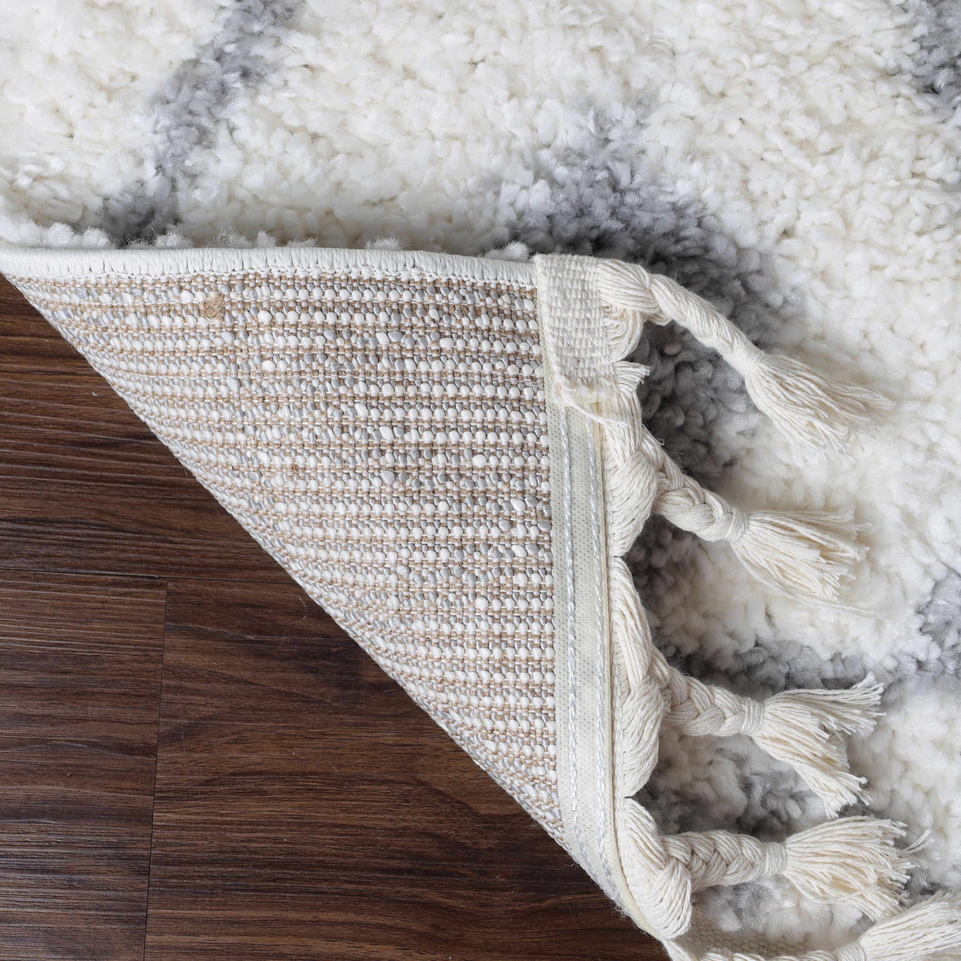  Superior Boho Tribal Geometric Indoor Shag Area Rug with Tassels - Grey-Cream