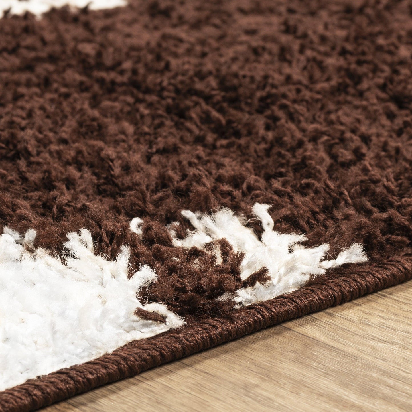  Superior Victorian Glam Floral Medallion Indoor Shag Area Rug - Black White