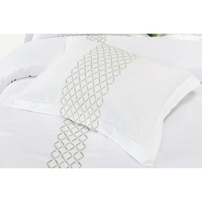 Hanna Embroidered Wrinkle Resistant Duvet Cover Set - White