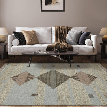 Sayah Eco-Friendly Geometric Handwoven Wool and Cotton Indoor Area Rug - Gray