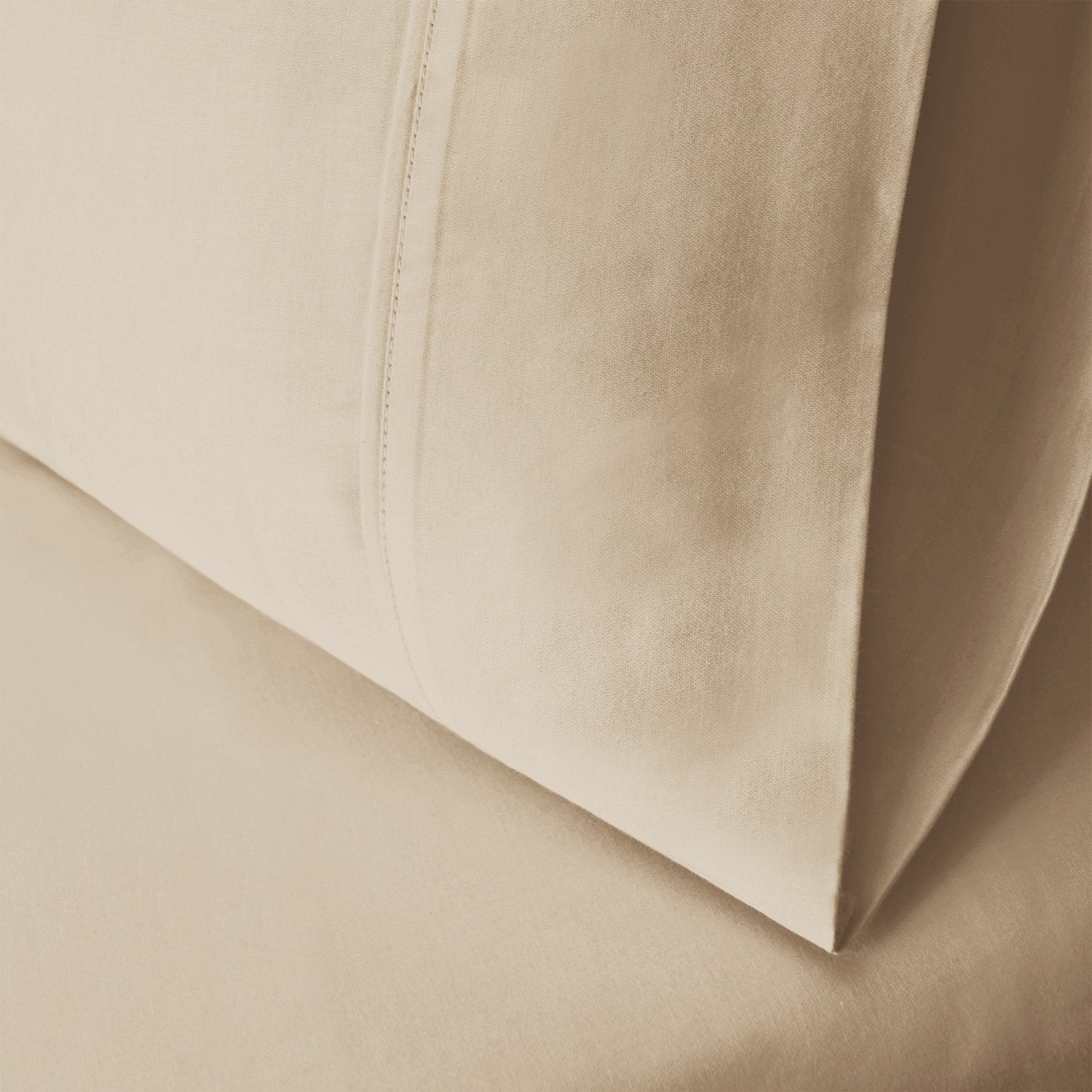 Superior Egyptian Cotton 300 Thread Count Solid Pillowcase Set - Ivory