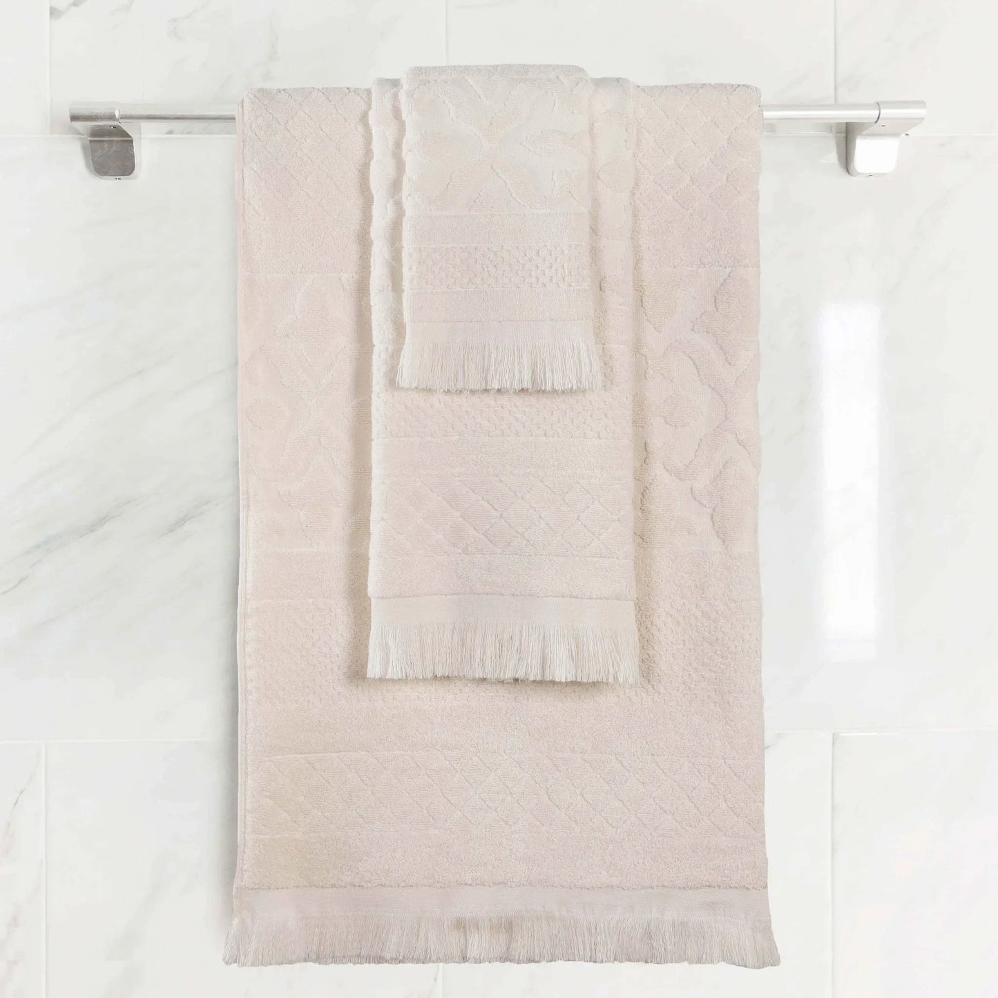 Rolla Cotton Geometric Jacquard Plush Soft Absorbent 3 Piece Towel Set