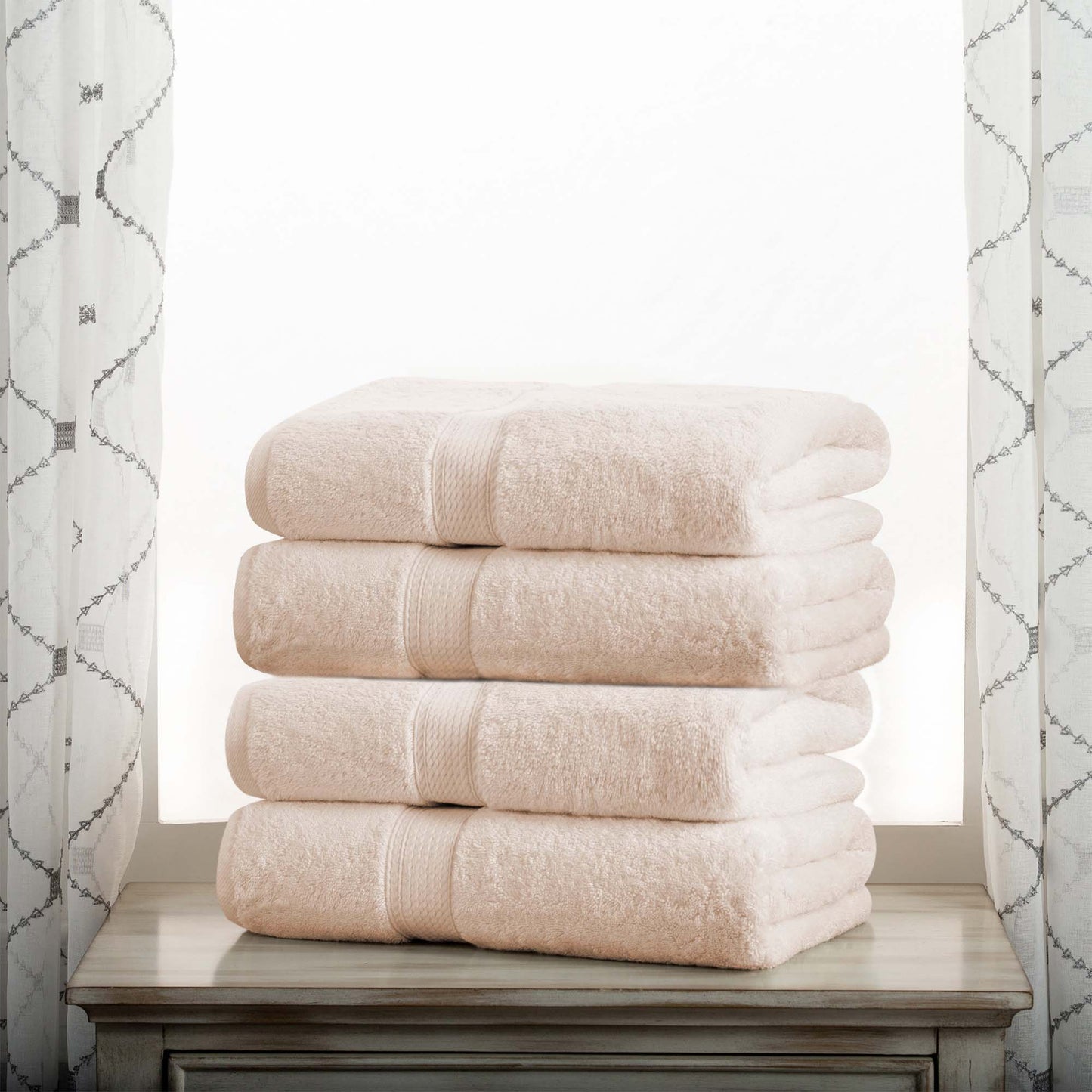 Egyptian Cotton Pile Plush Heavyweight Absorbent Bath Towel (Set of 4) - Cream