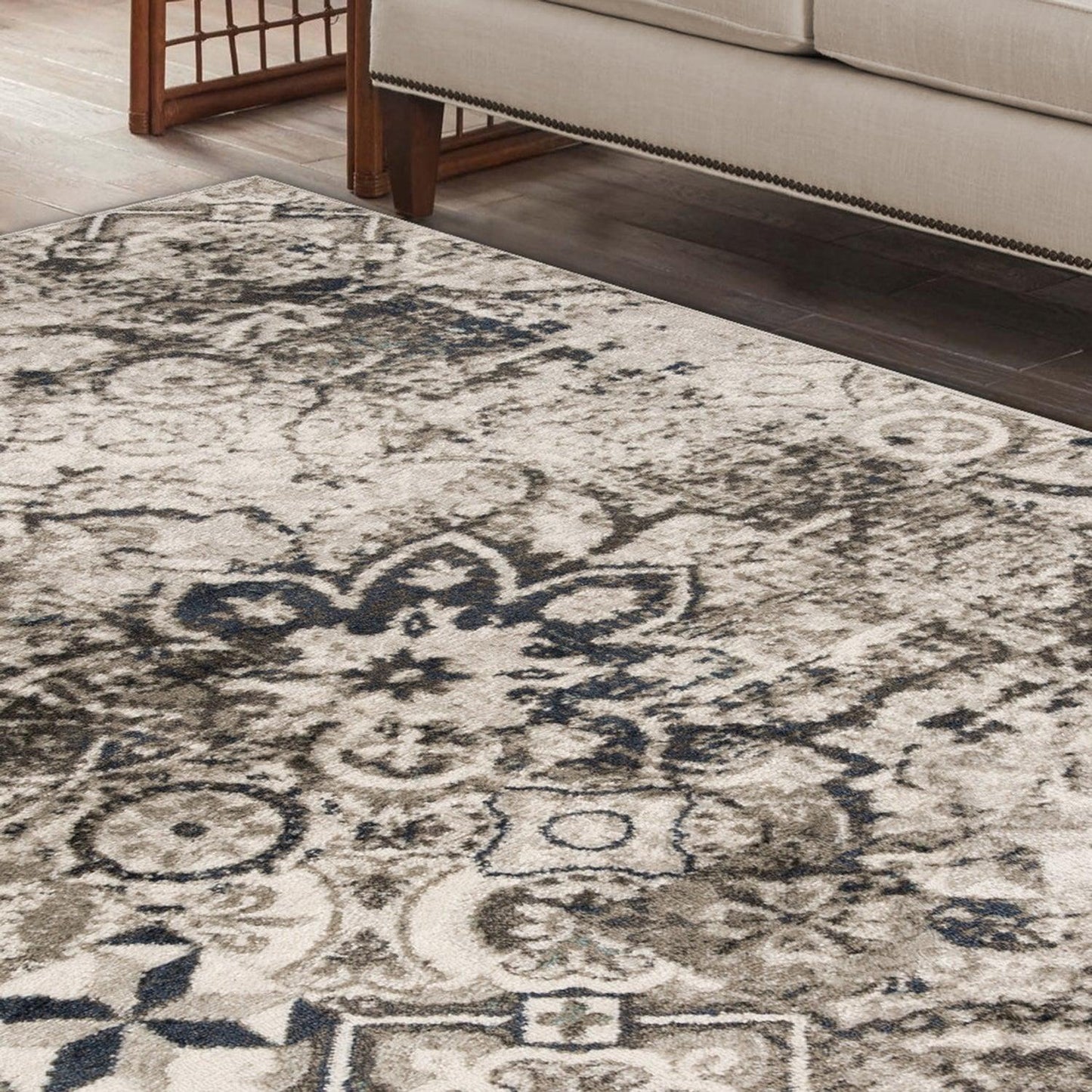 Distressed Floral Medallion Indoor Rug or Runner - Deep Royal