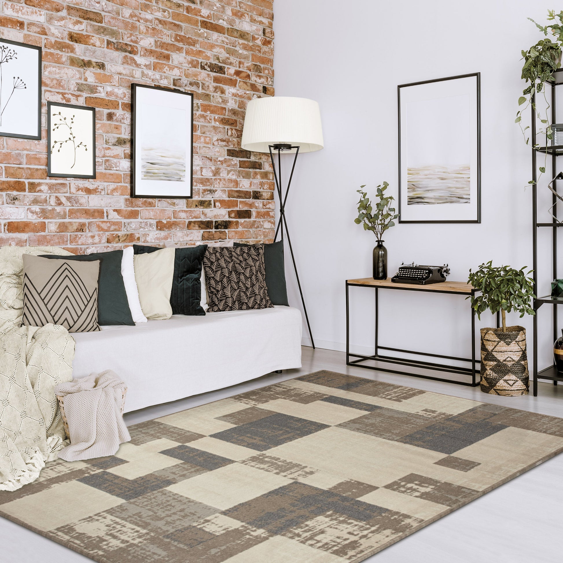 Superior Merewood Modern Distressed Abstract Geometric Indoor Area Rug
